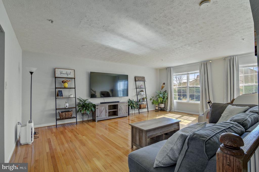 3334 Hollow Ct