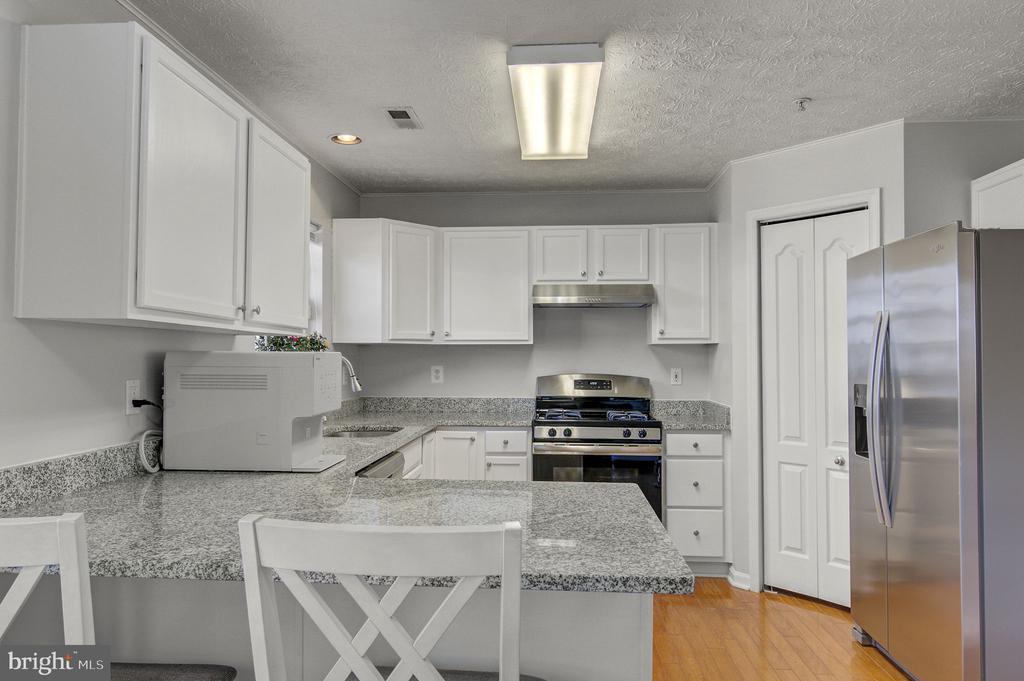 3334 Hollow Ct