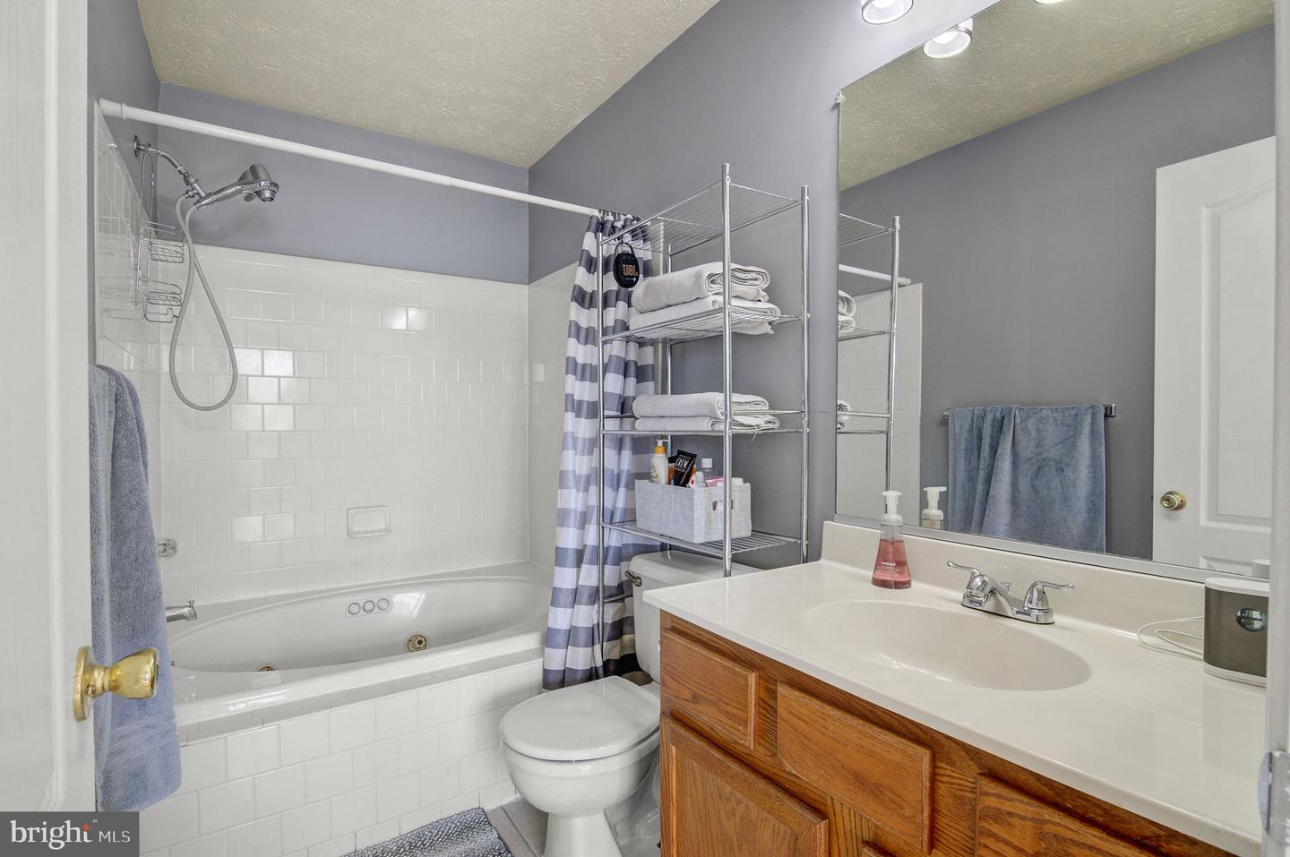 3334 Hollow Ct