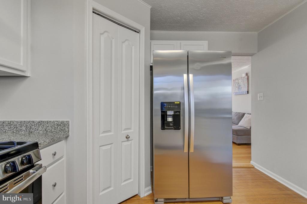 3334 Hollow Ct