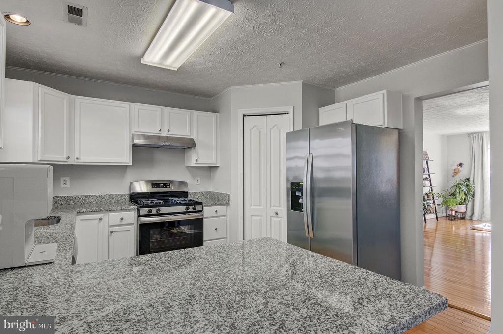 3334 Hollow Ct