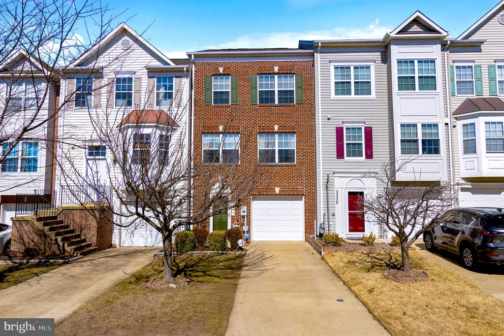 3334 Hollow Ct