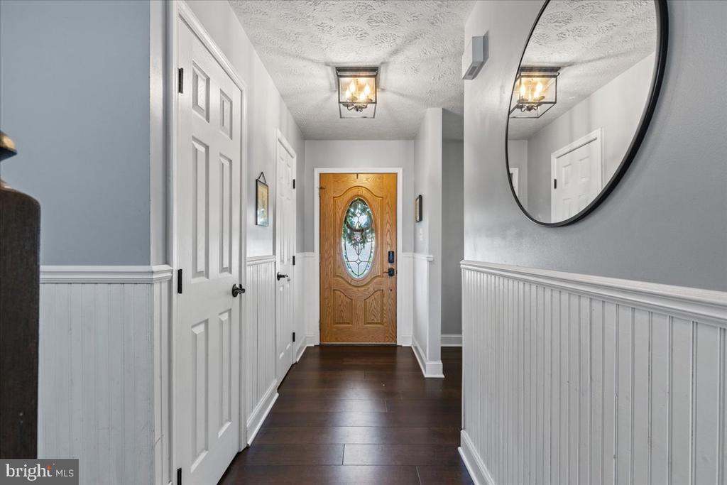 6322 Roan Stallion Ln