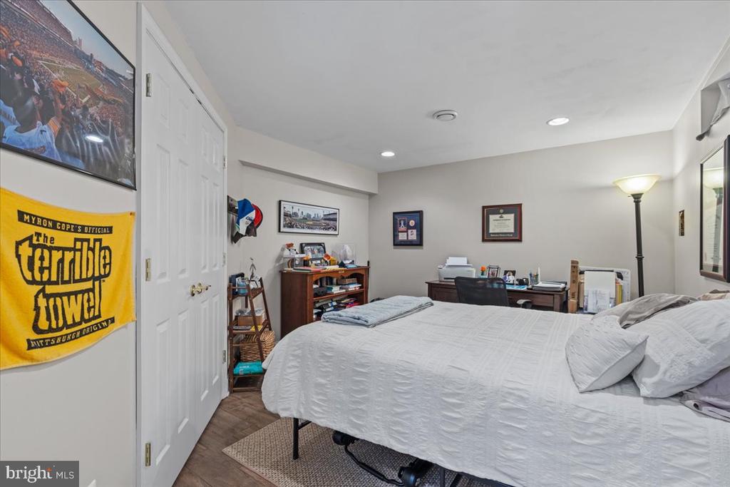 6322 Roan Stallion Ln