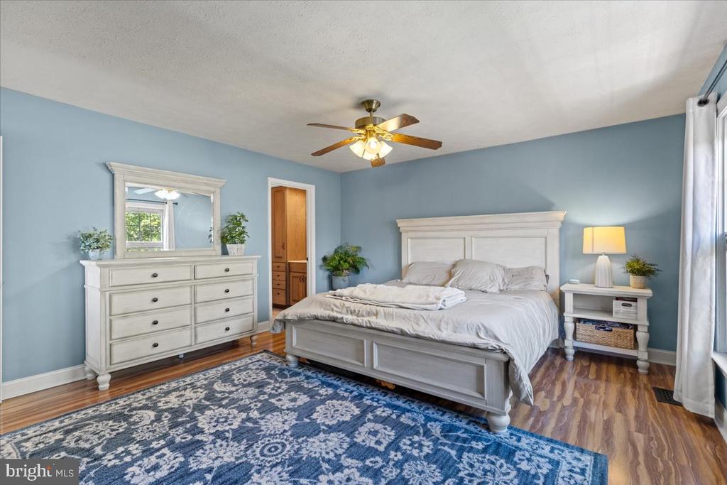6322 Roan Stallion Ln