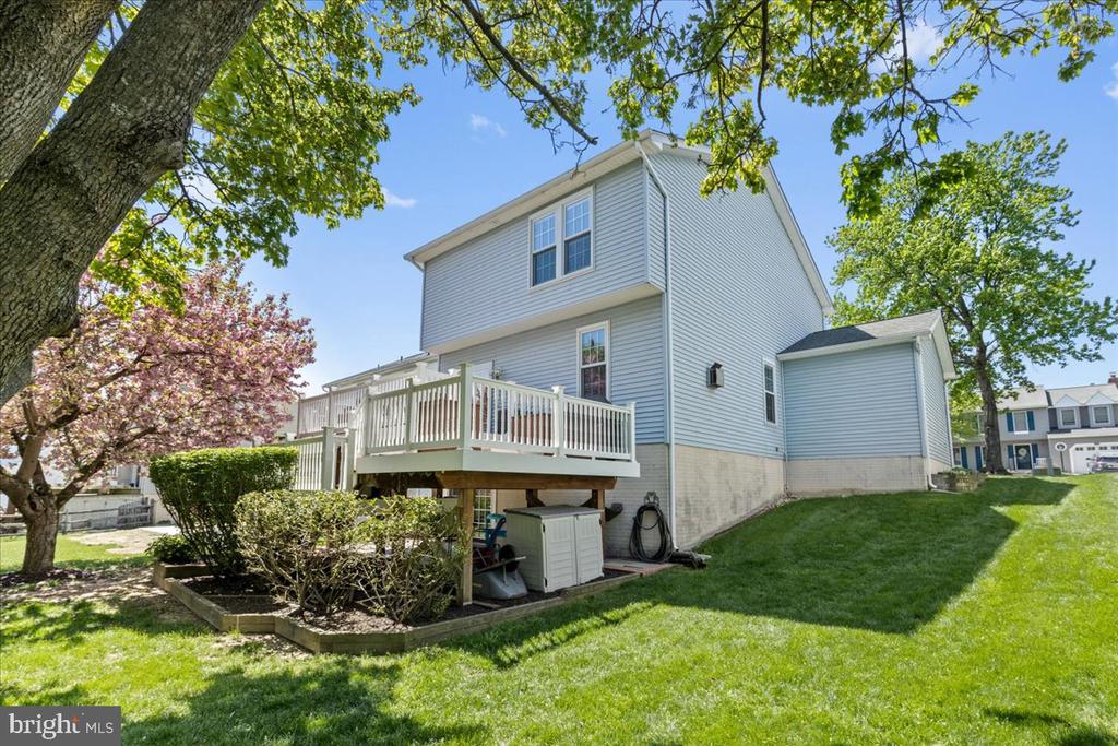 6322 Roan Stallion Ln