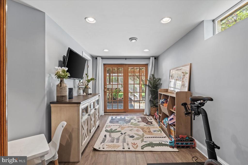 6322 Roan Stallion Ln