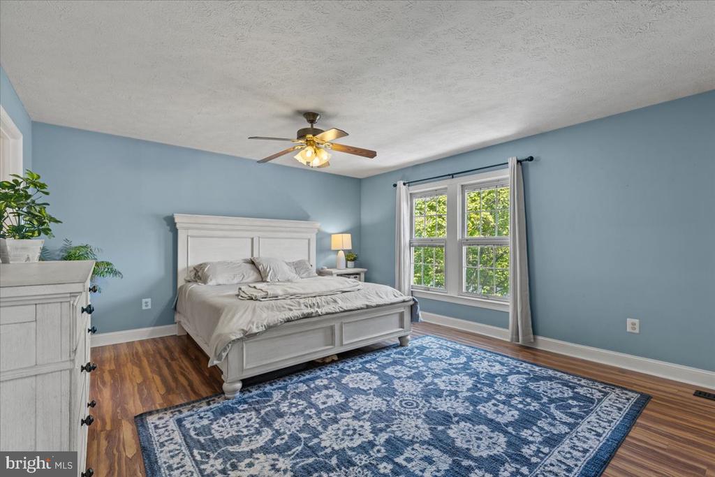 6322 Roan Stallion Ln