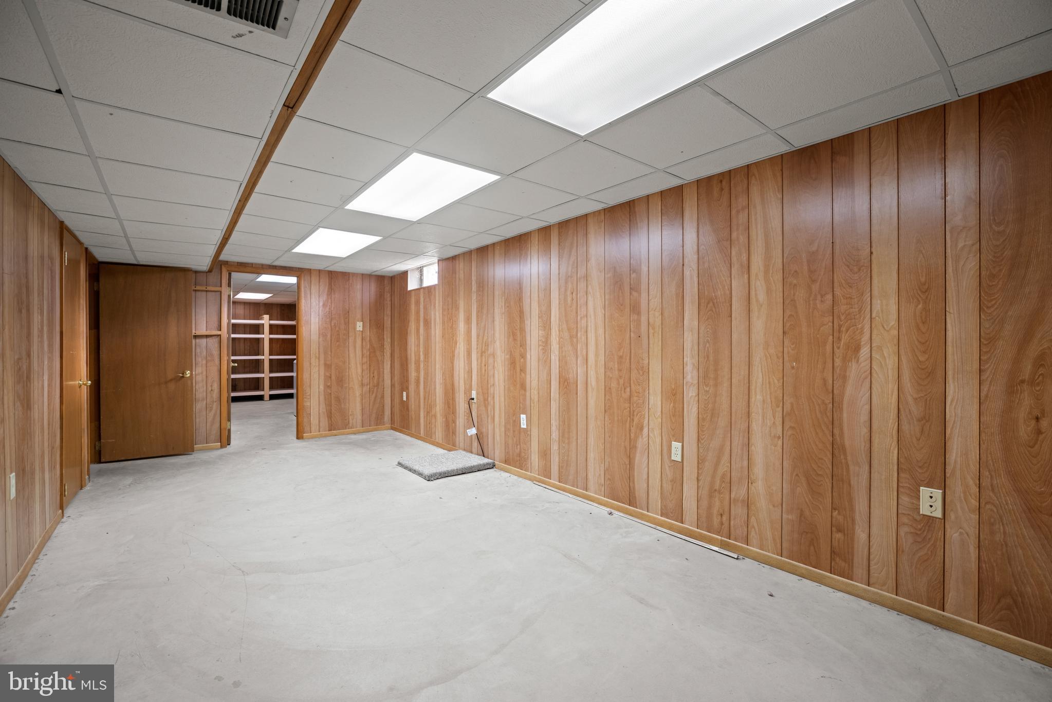 8669 CONCORD DRIVE