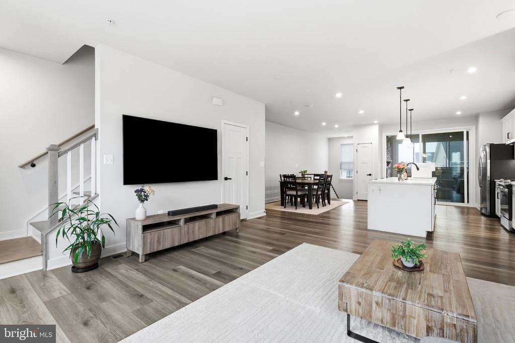 7326 ISABELLA ROAD