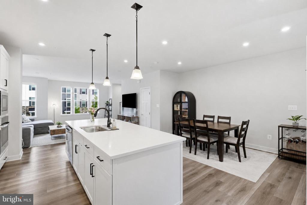 7326 ISABELLA ROAD