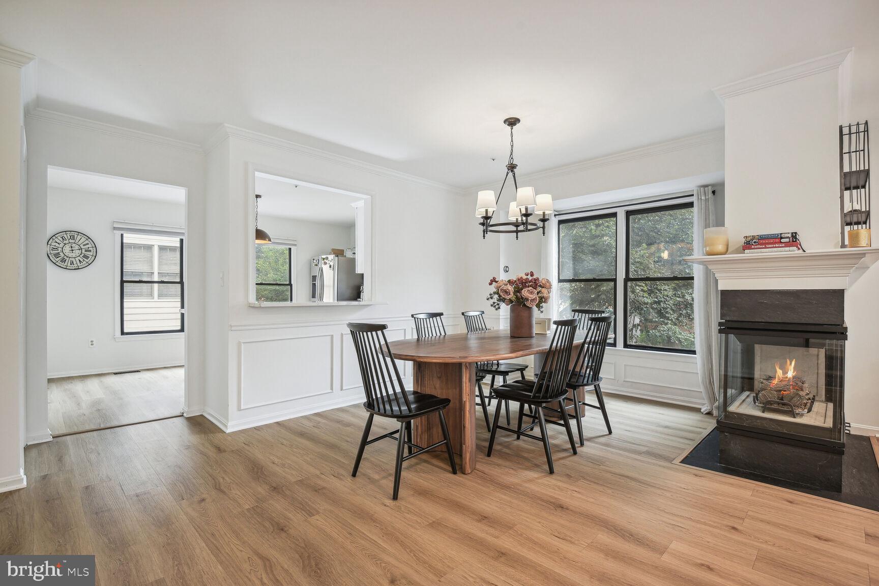 120 RIDGEPOINT PLACE