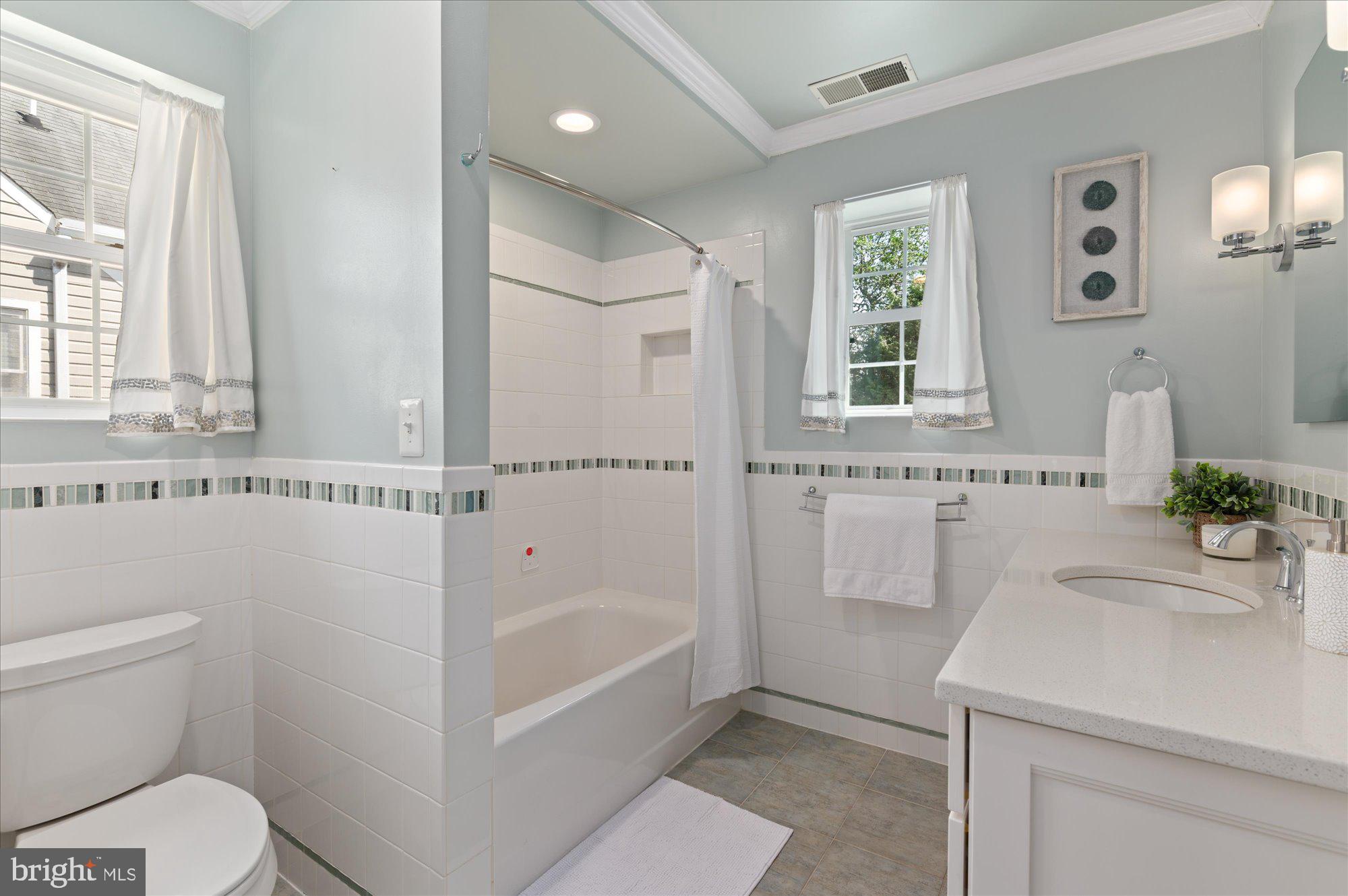 4911 CHEVY CHASE BOULEVARD