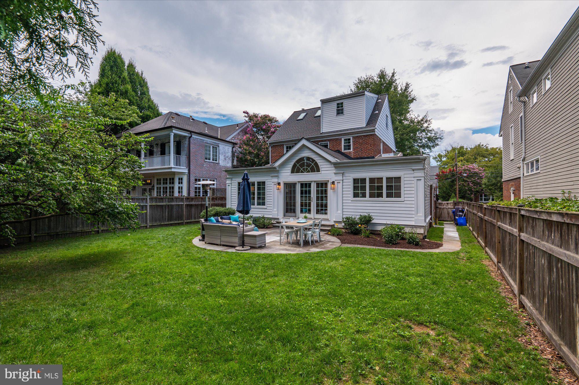 4911 CHEVY CHASE BOULEVARD