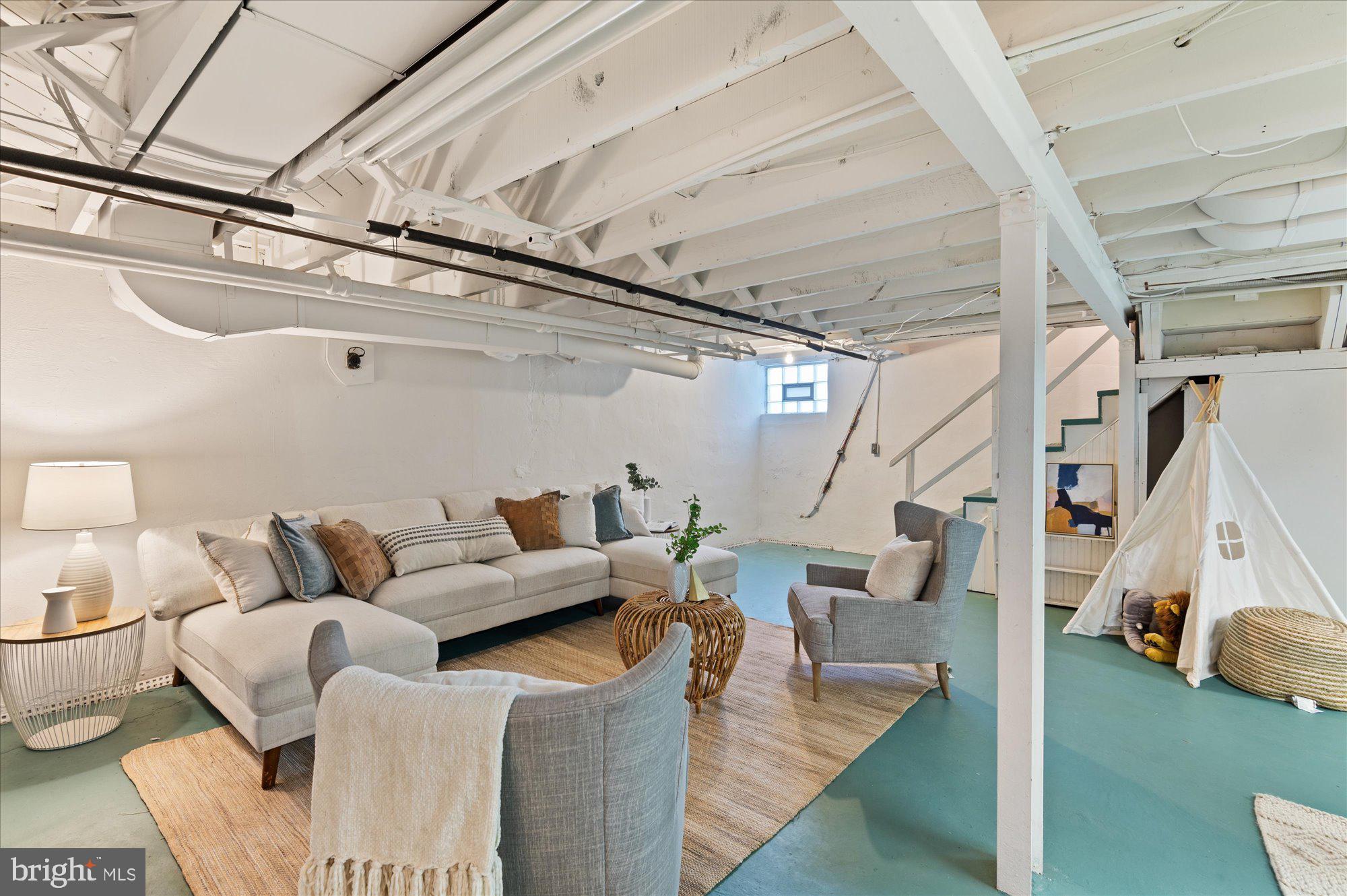 4911 CHEVY CHASE BOULEVARD