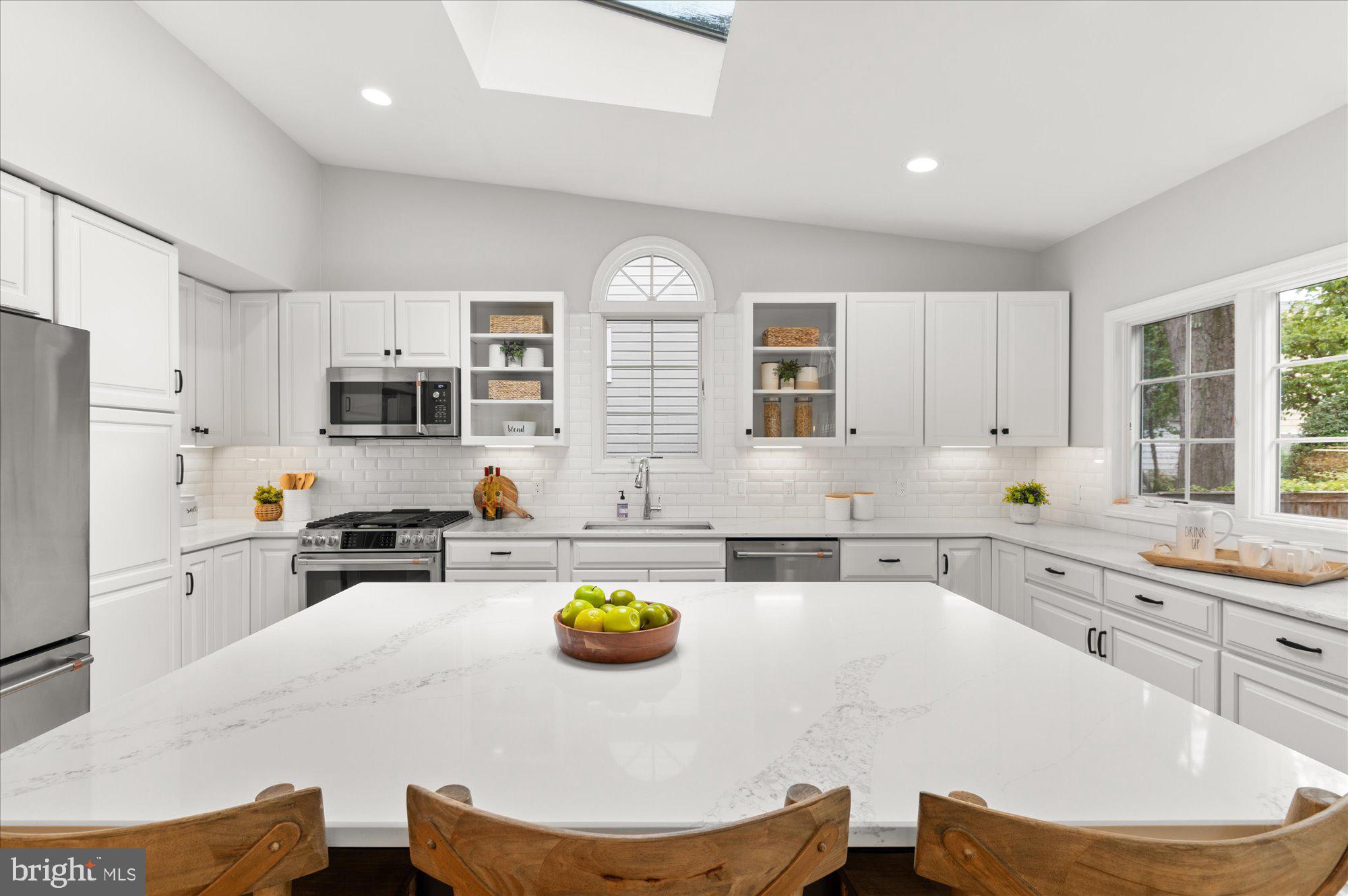 4911 CHEVY CHASE BOULEVARD