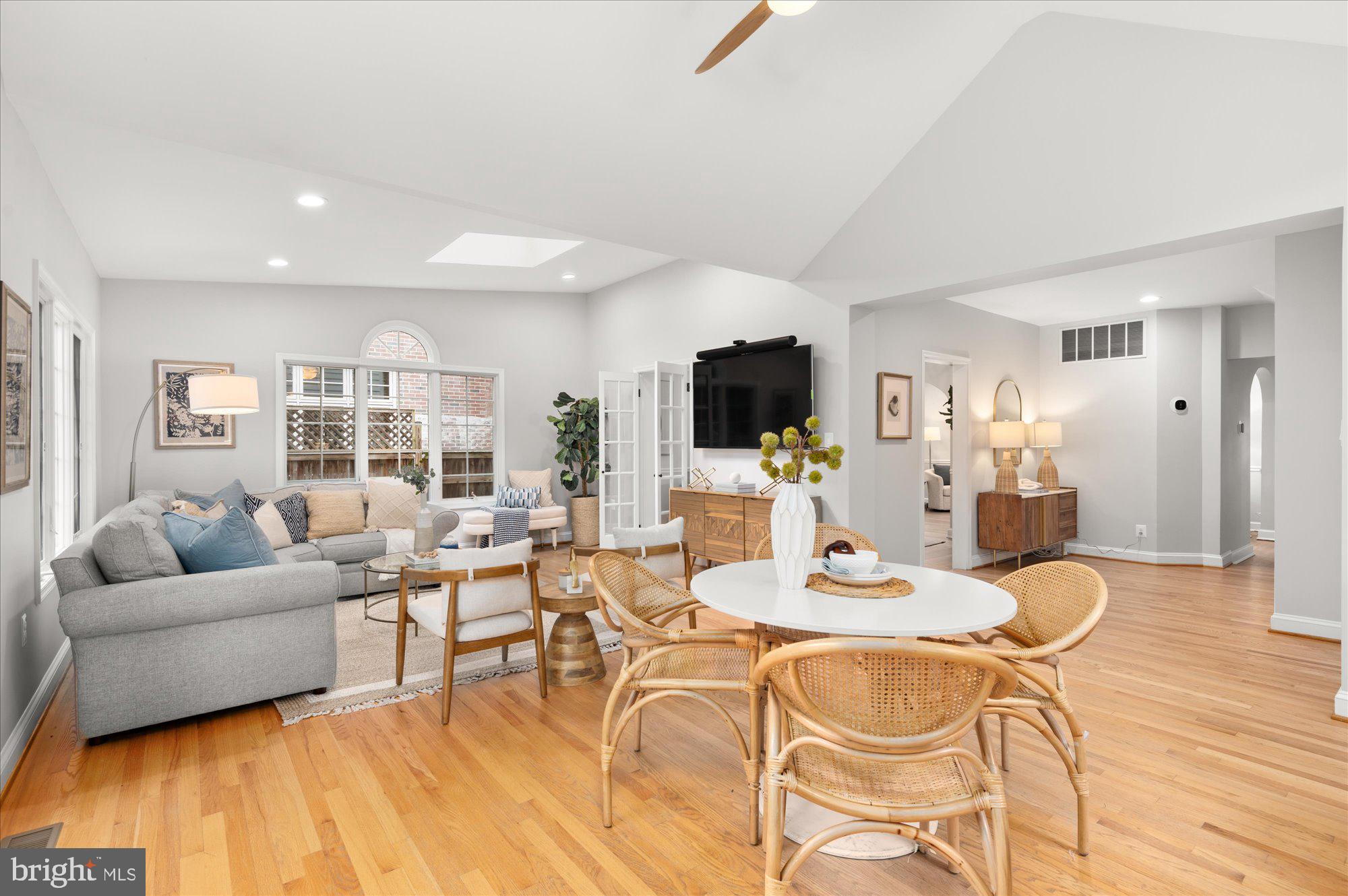 4911 CHEVY CHASE BOULEVARD