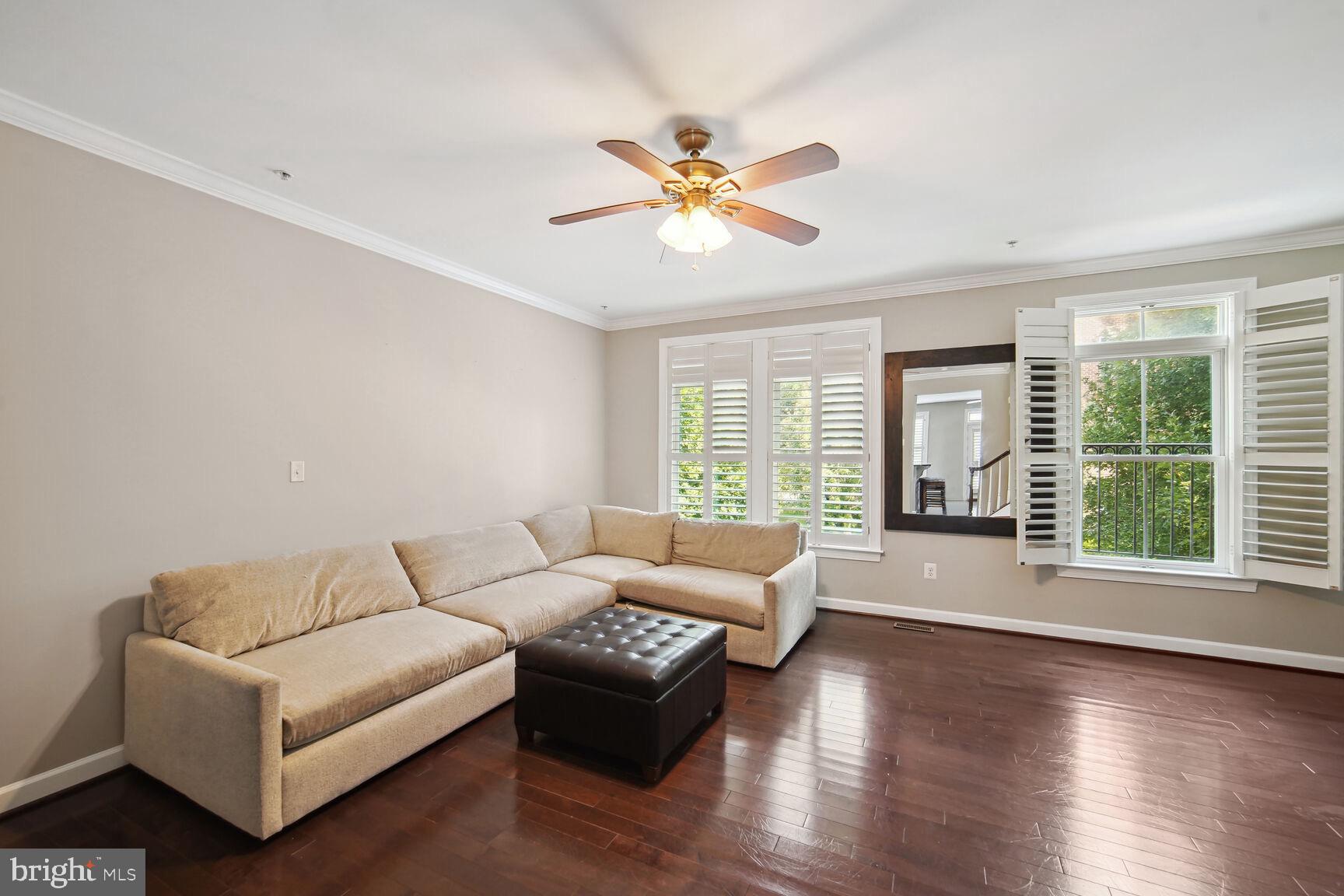 432 GRAND STREET