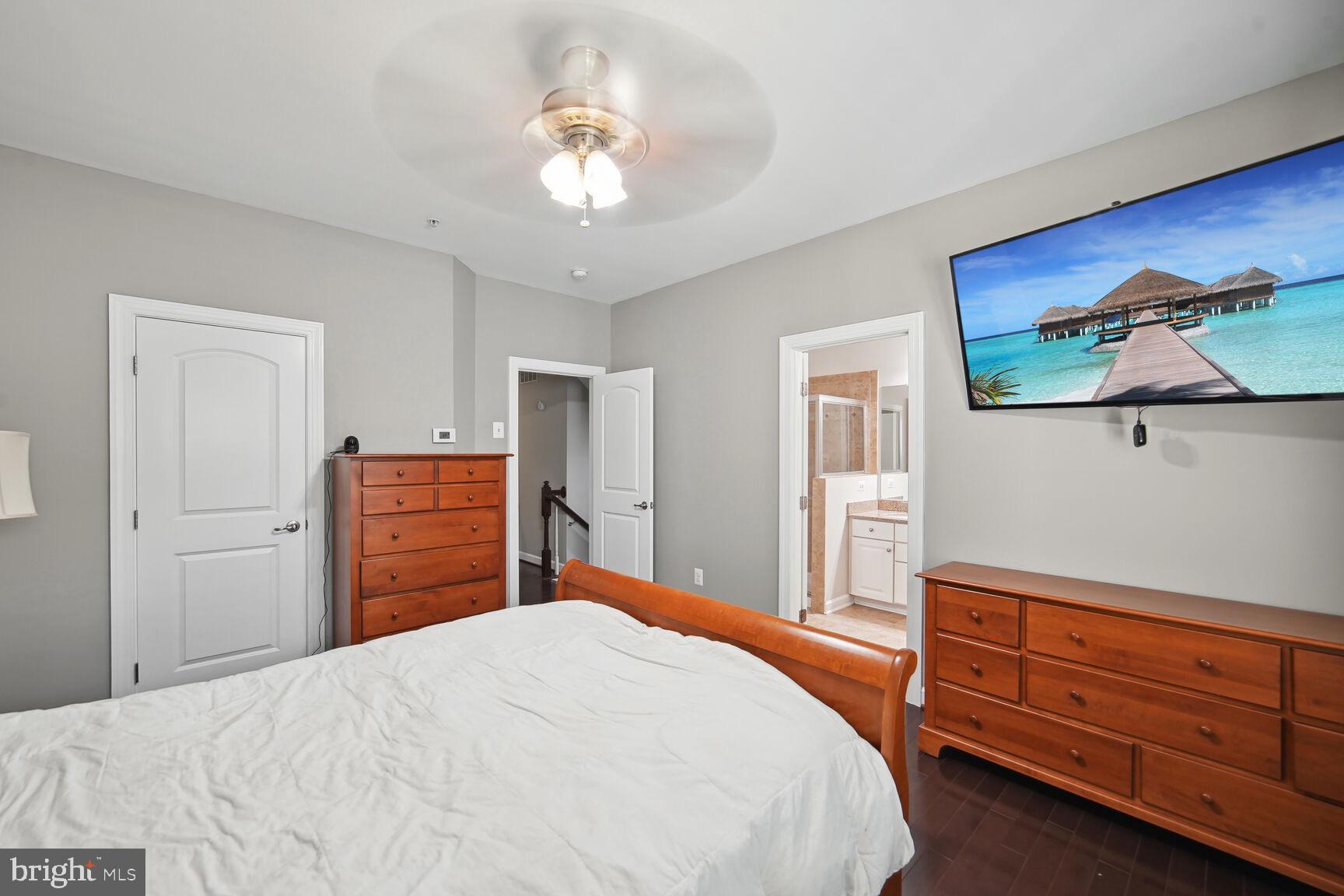432 GRAND STREET