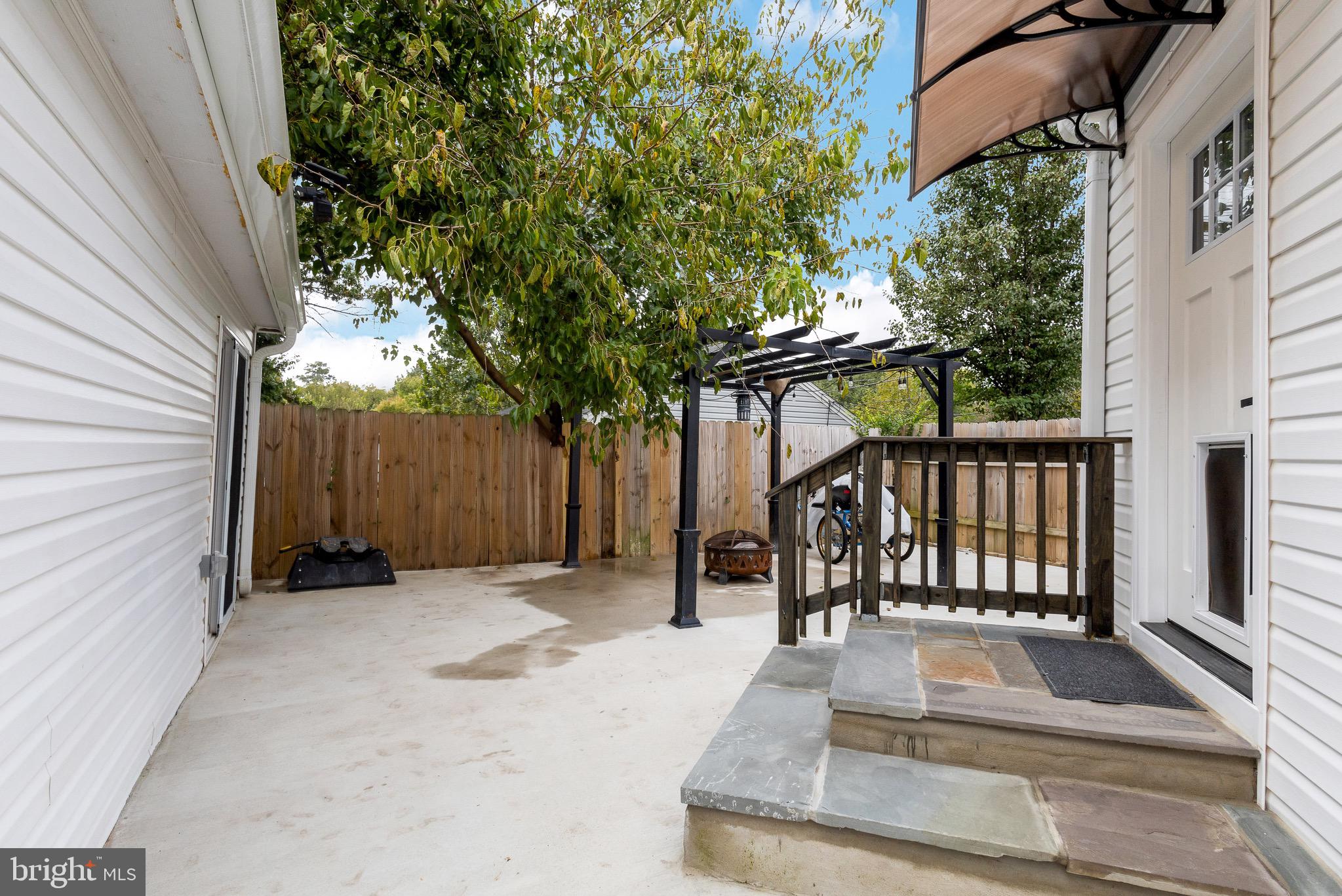 601 LINCOLN STREET