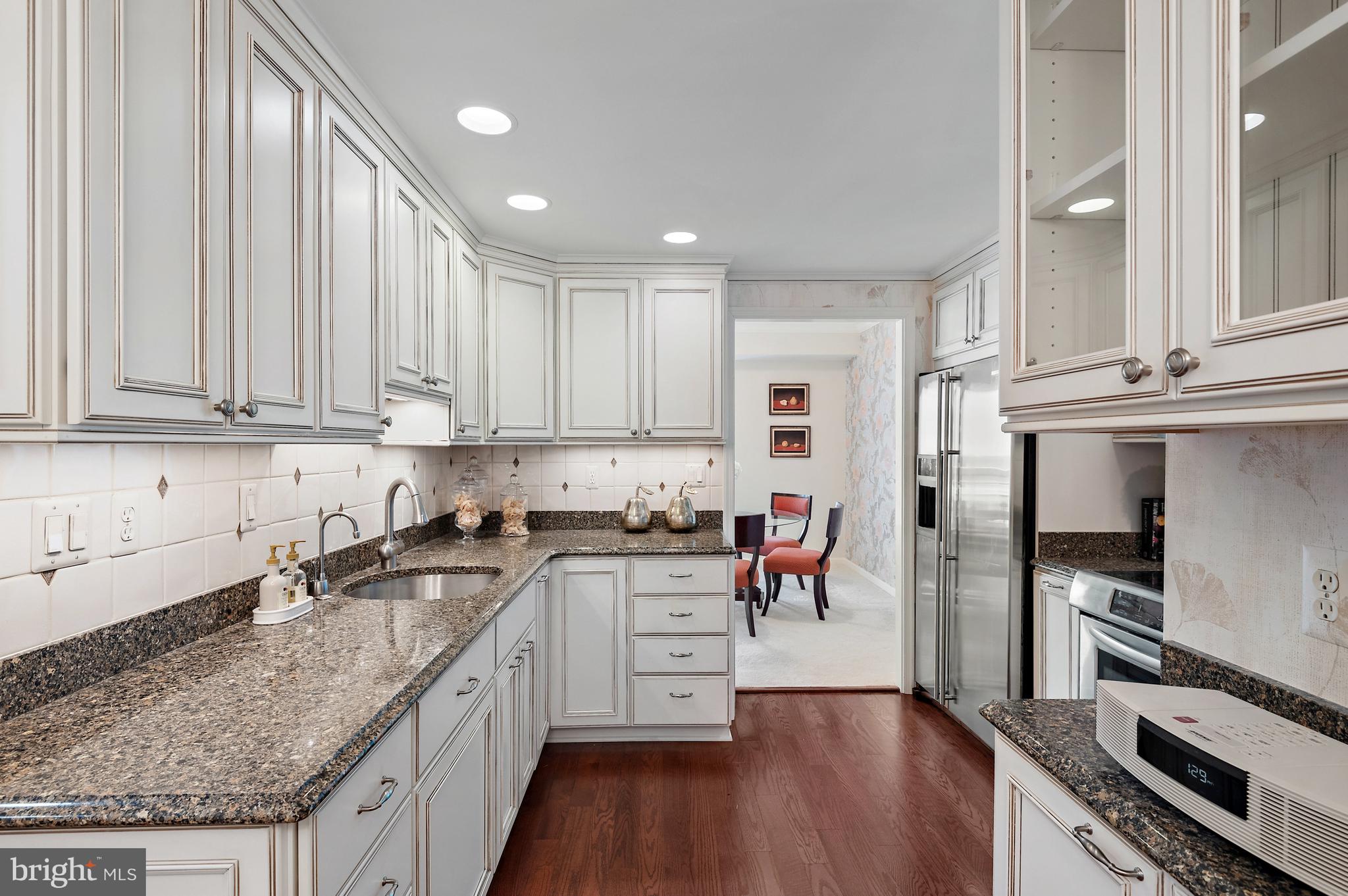 5600 Wisconsin Ave #1-1305
