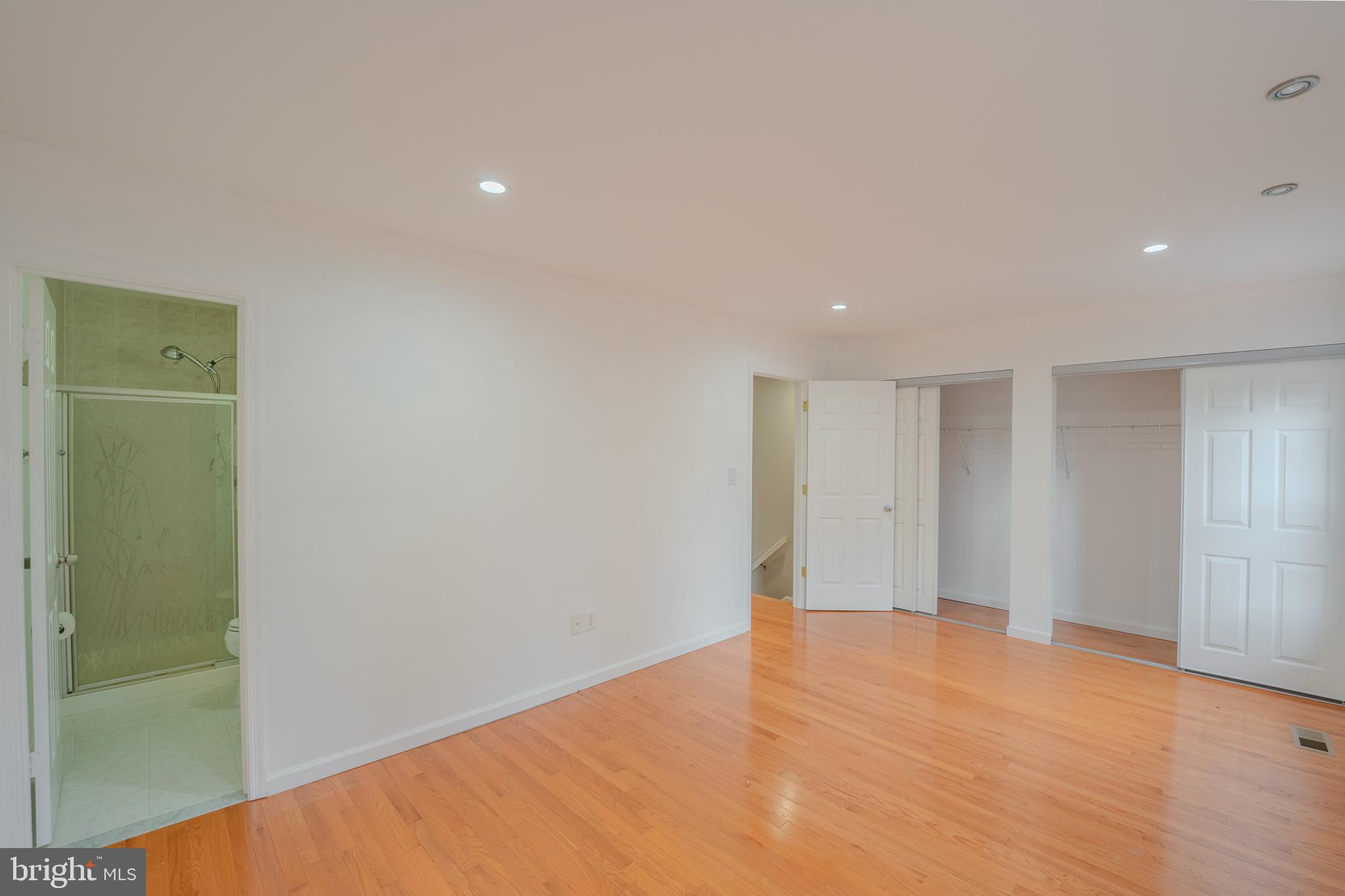 13 Gas Light Ct