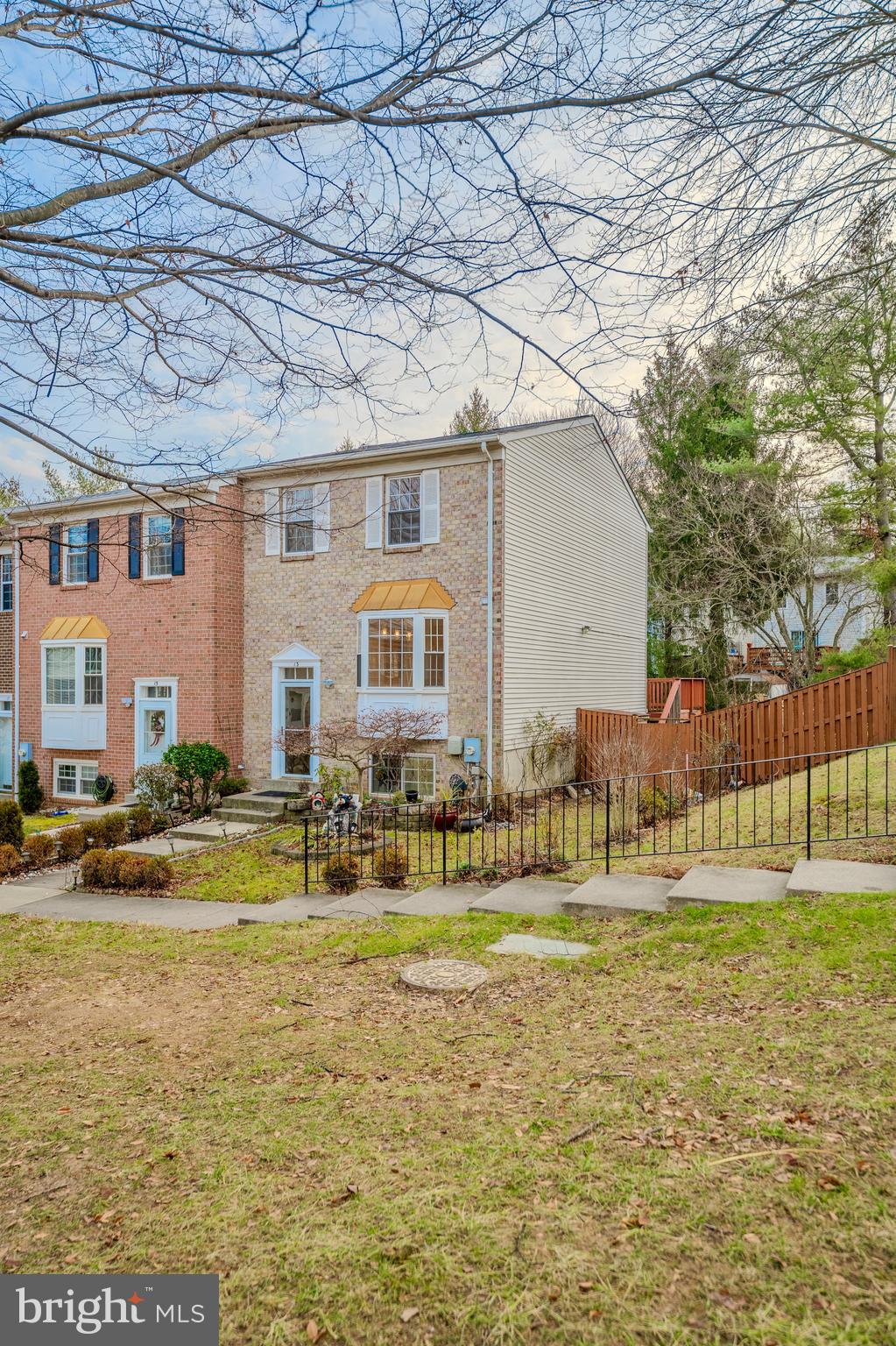 13 Gas Light Ct