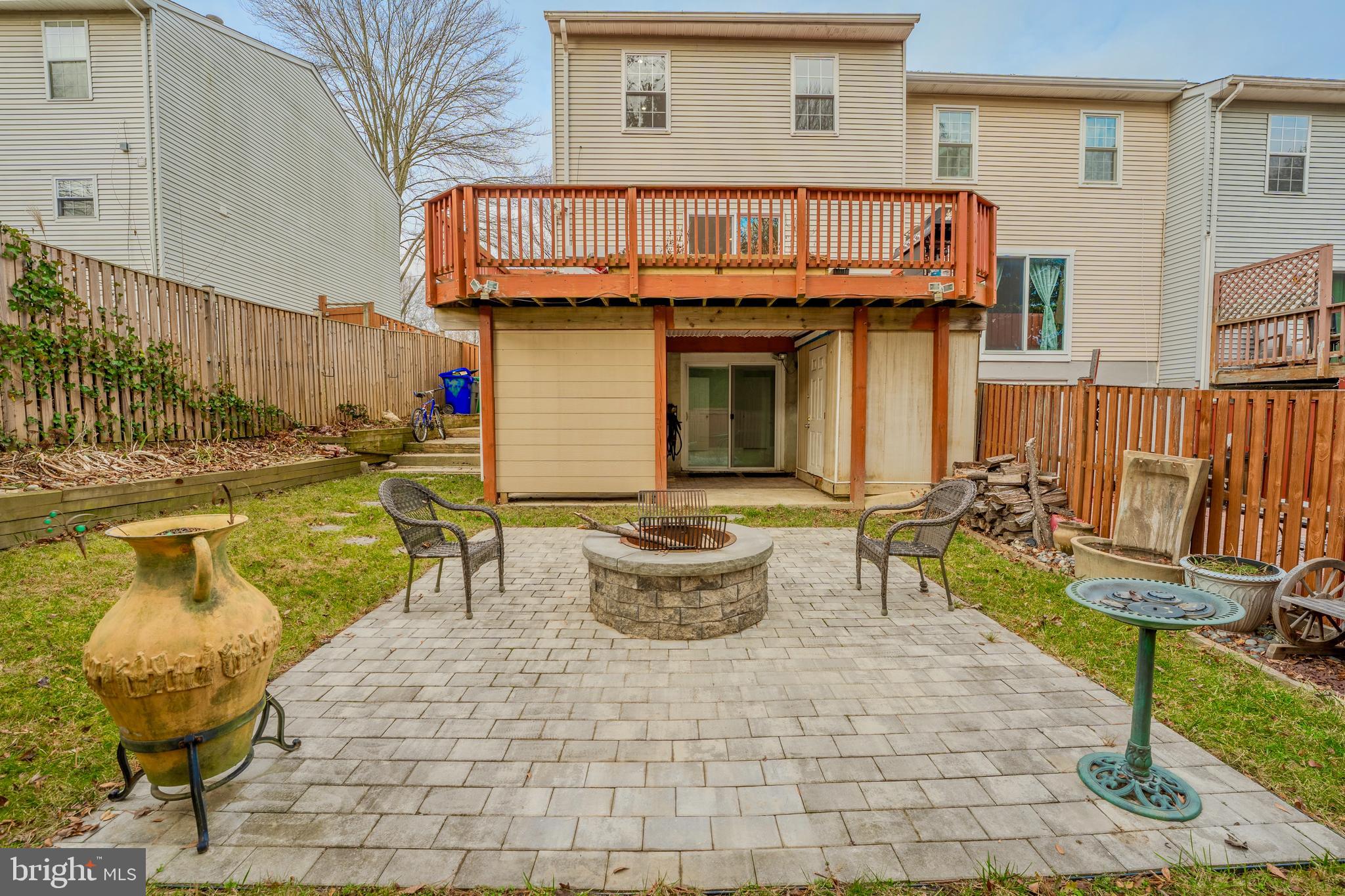 13 Gas Light Ct