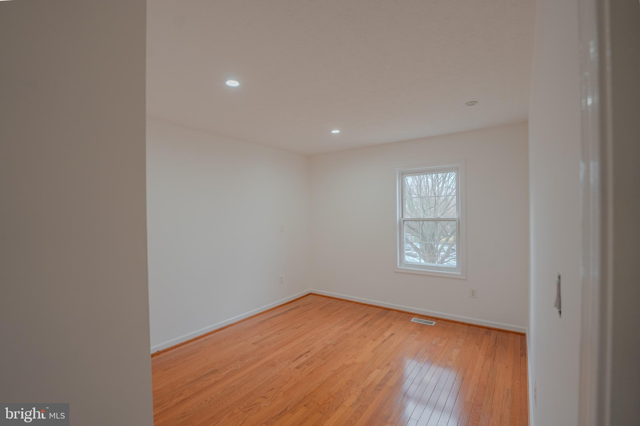 13 Gas Light Ct