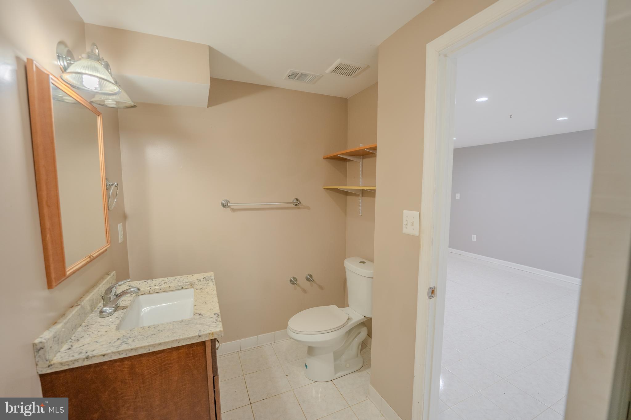 13 Gas Light Ct