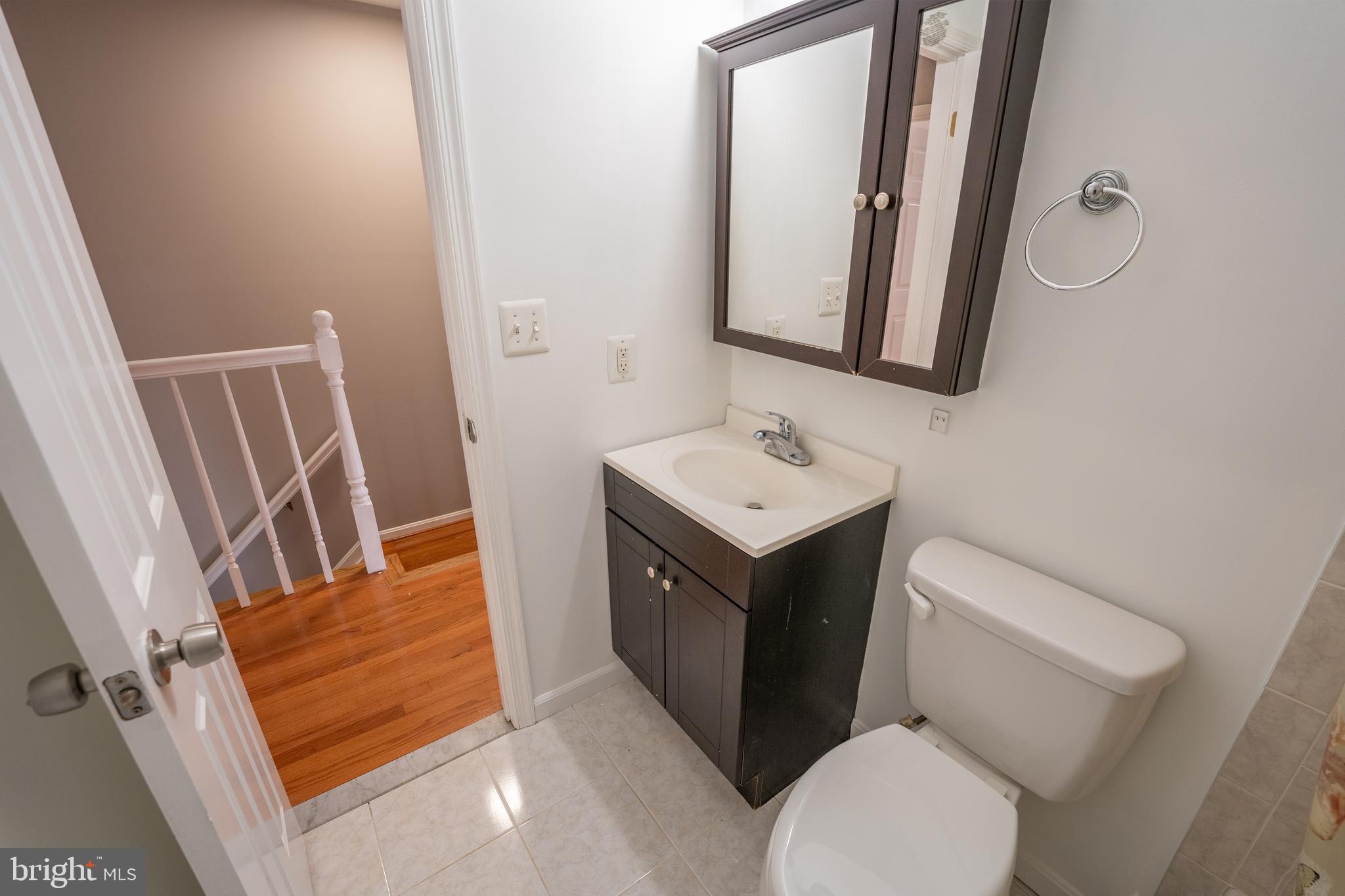 13 Gas Light Ct