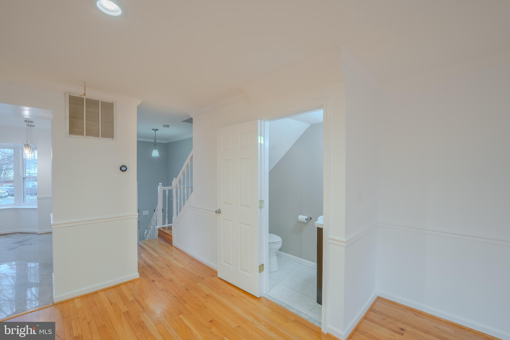 13 Gas Light Ct