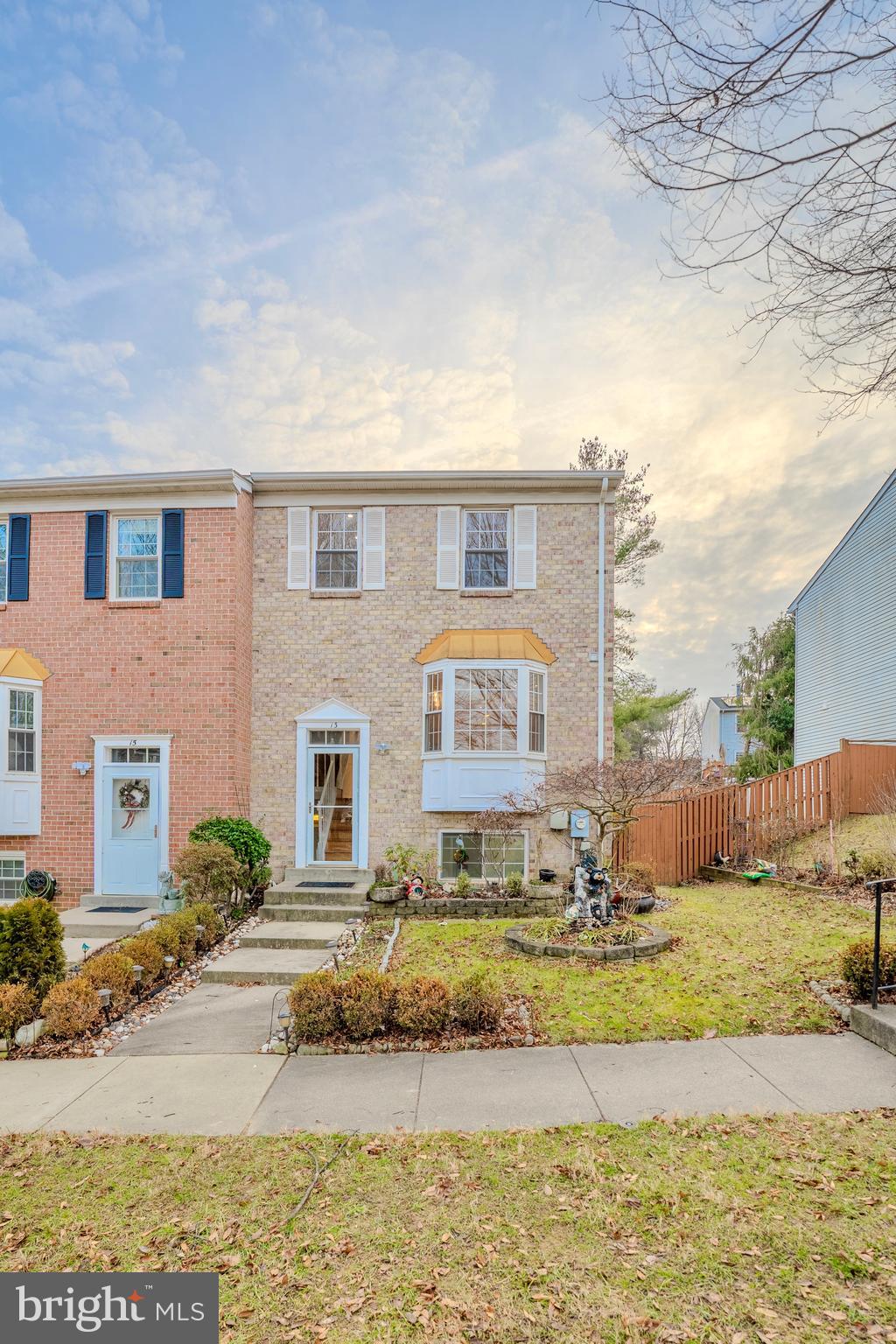 13 Gas Light Ct