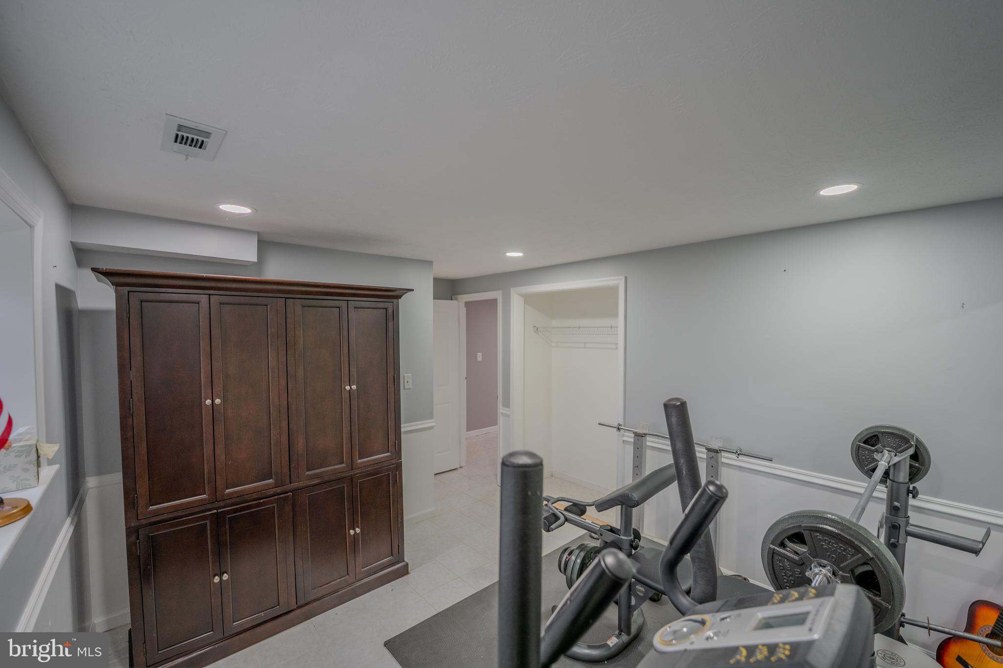 13 Gas Light Ct