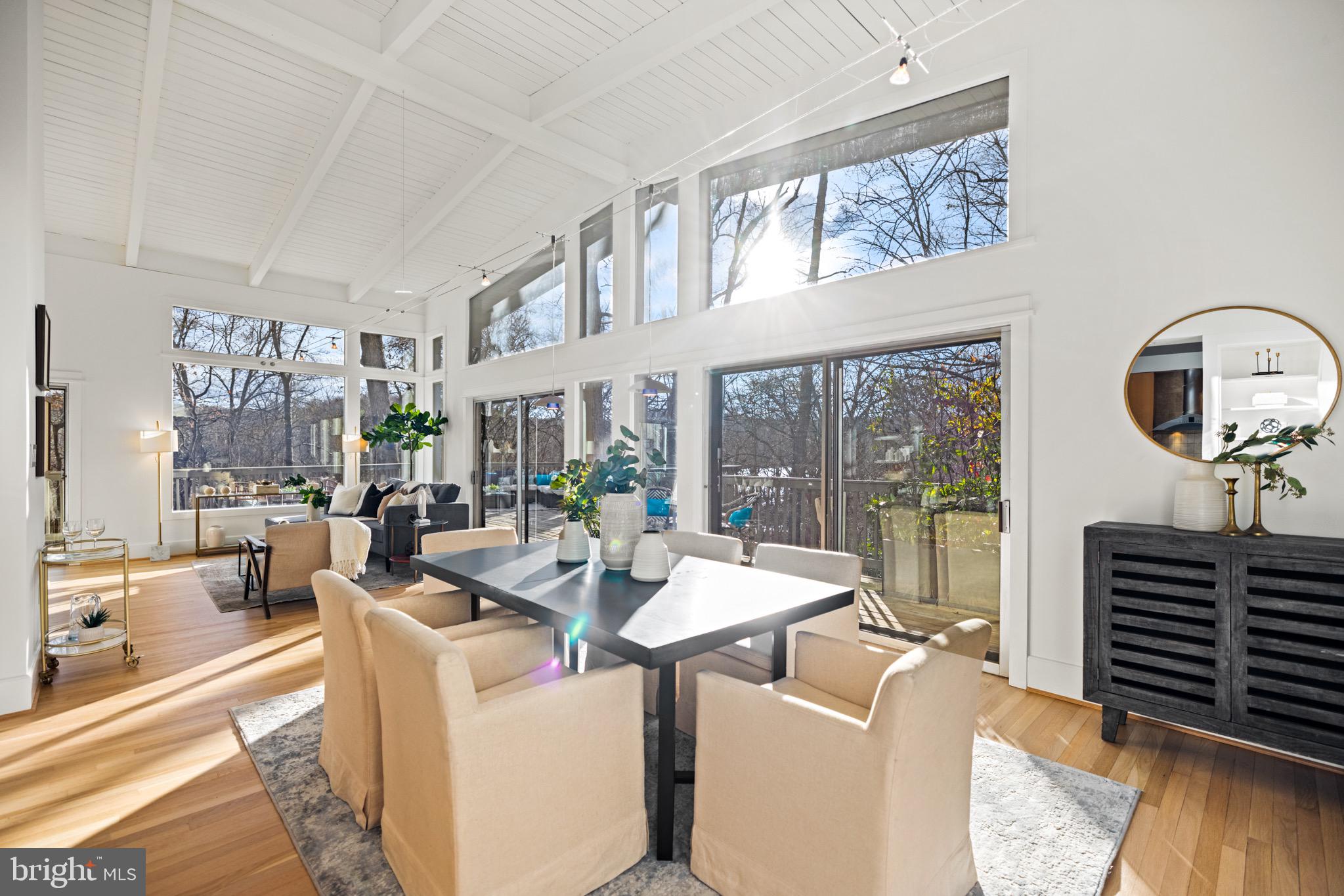 8010 RIVERSIDE DRIVE