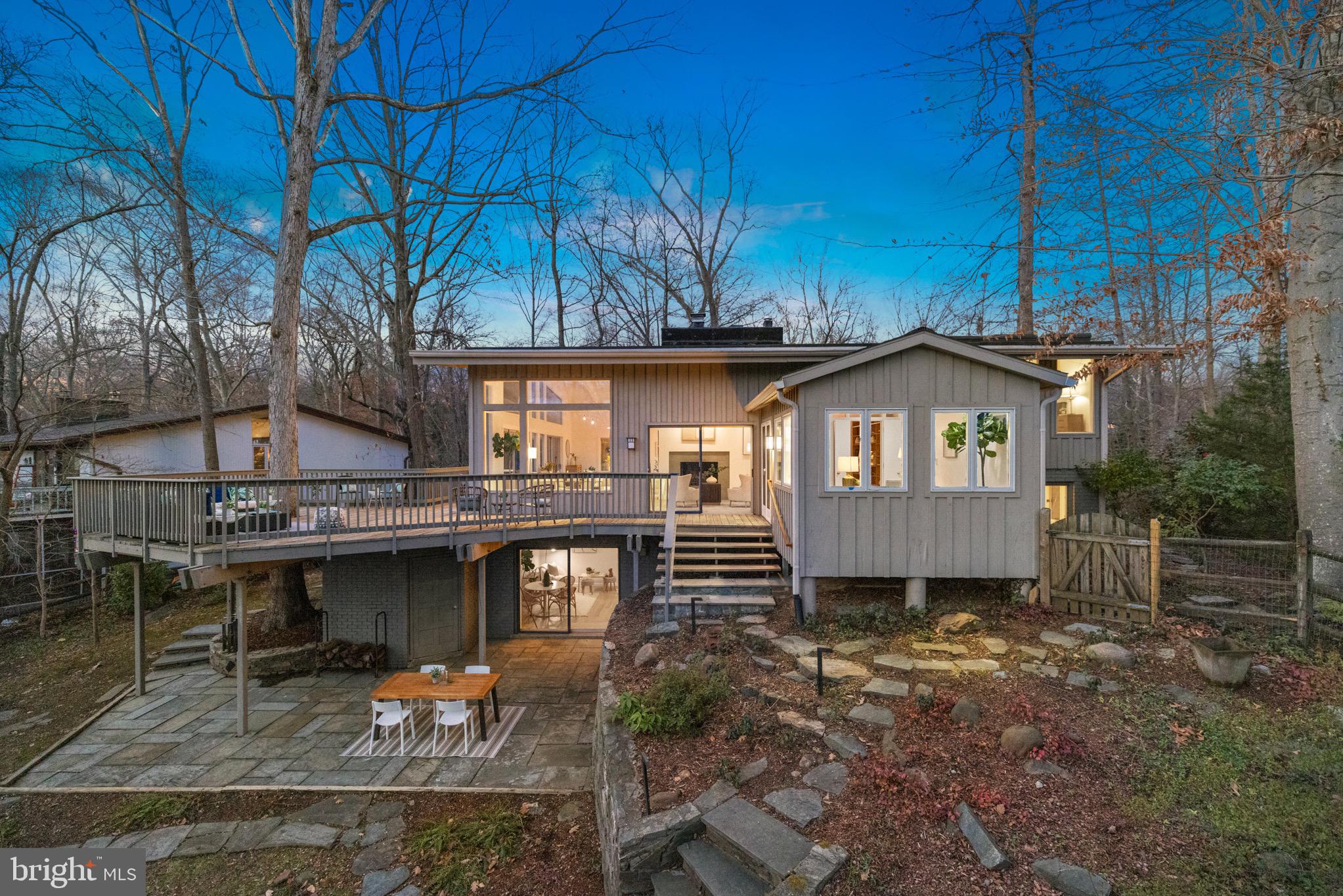 8010 RIVERSIDE DRIVE