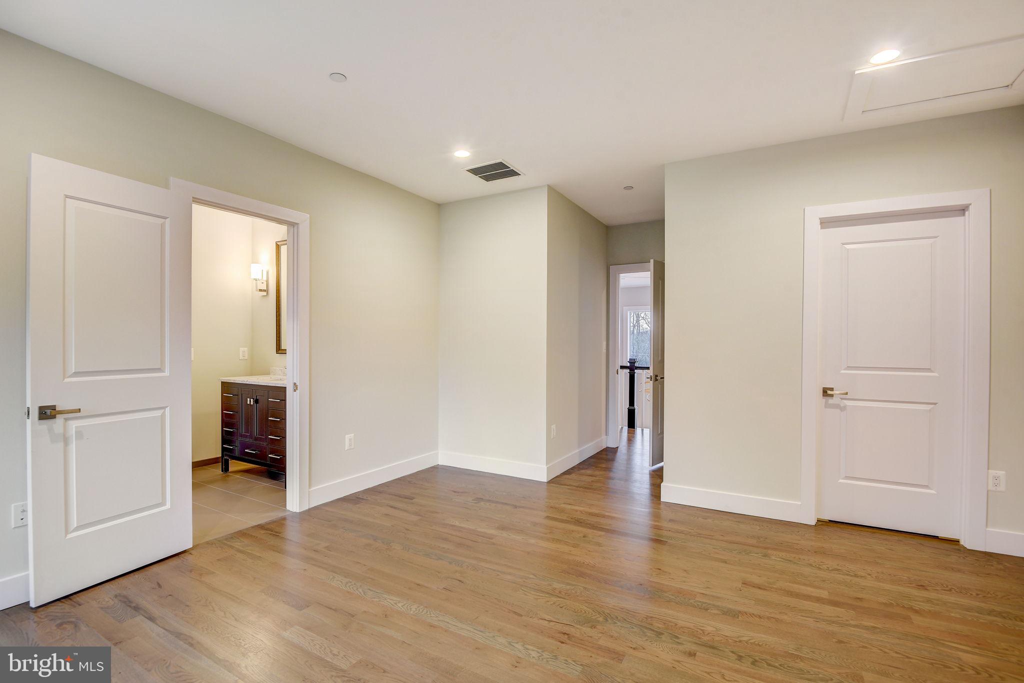 9112 MCDONALD DRIVE