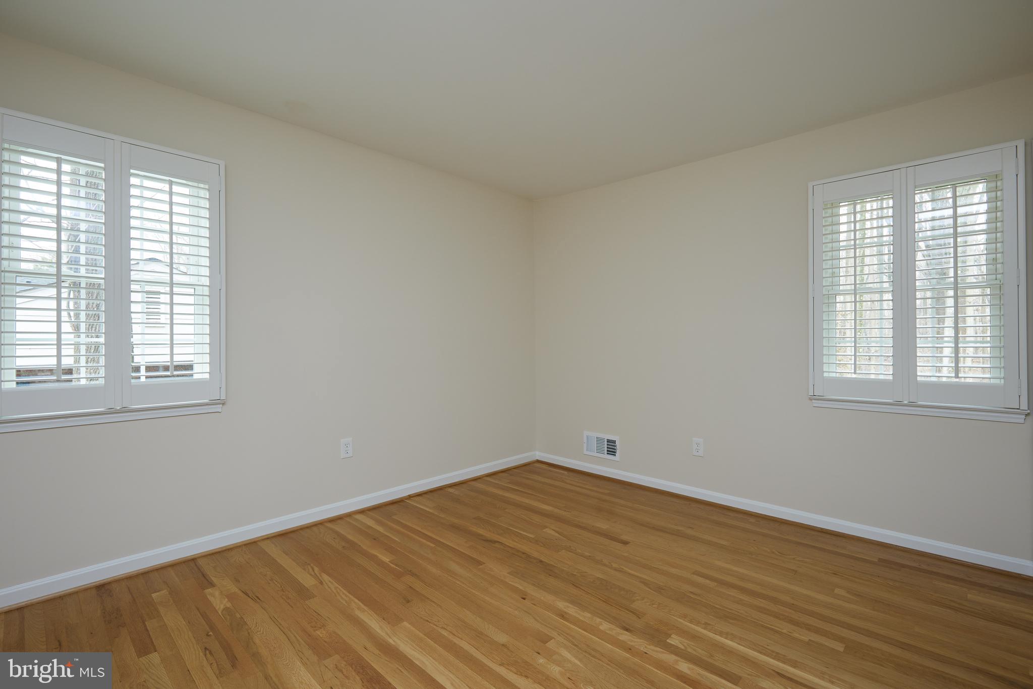 515 BRADFORD DRIVE