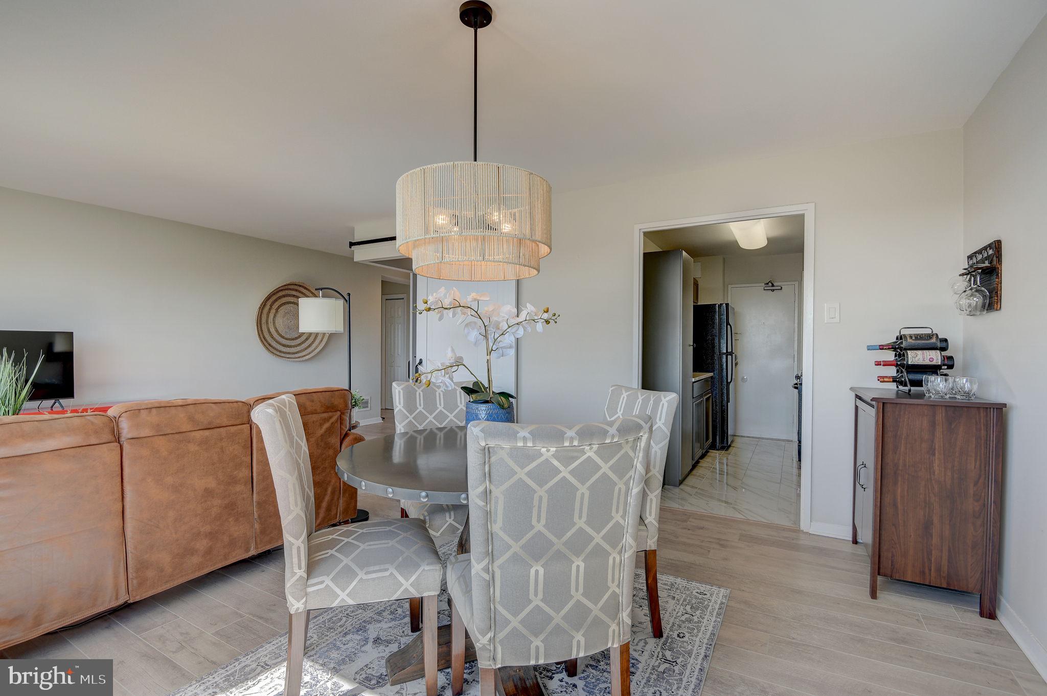 1900 LYTTONSVILLE ROAD 1109