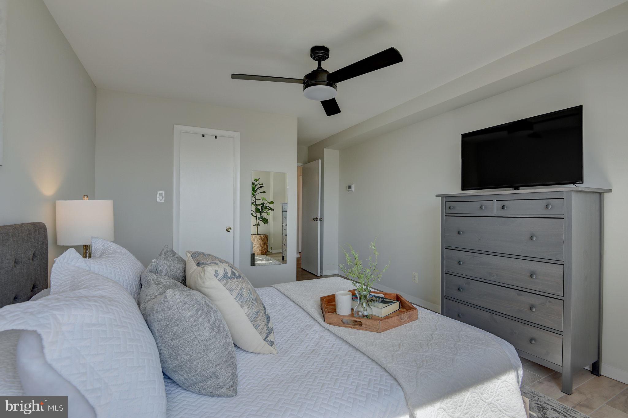 1900 LYTTONSVILLE ROAD 1109
