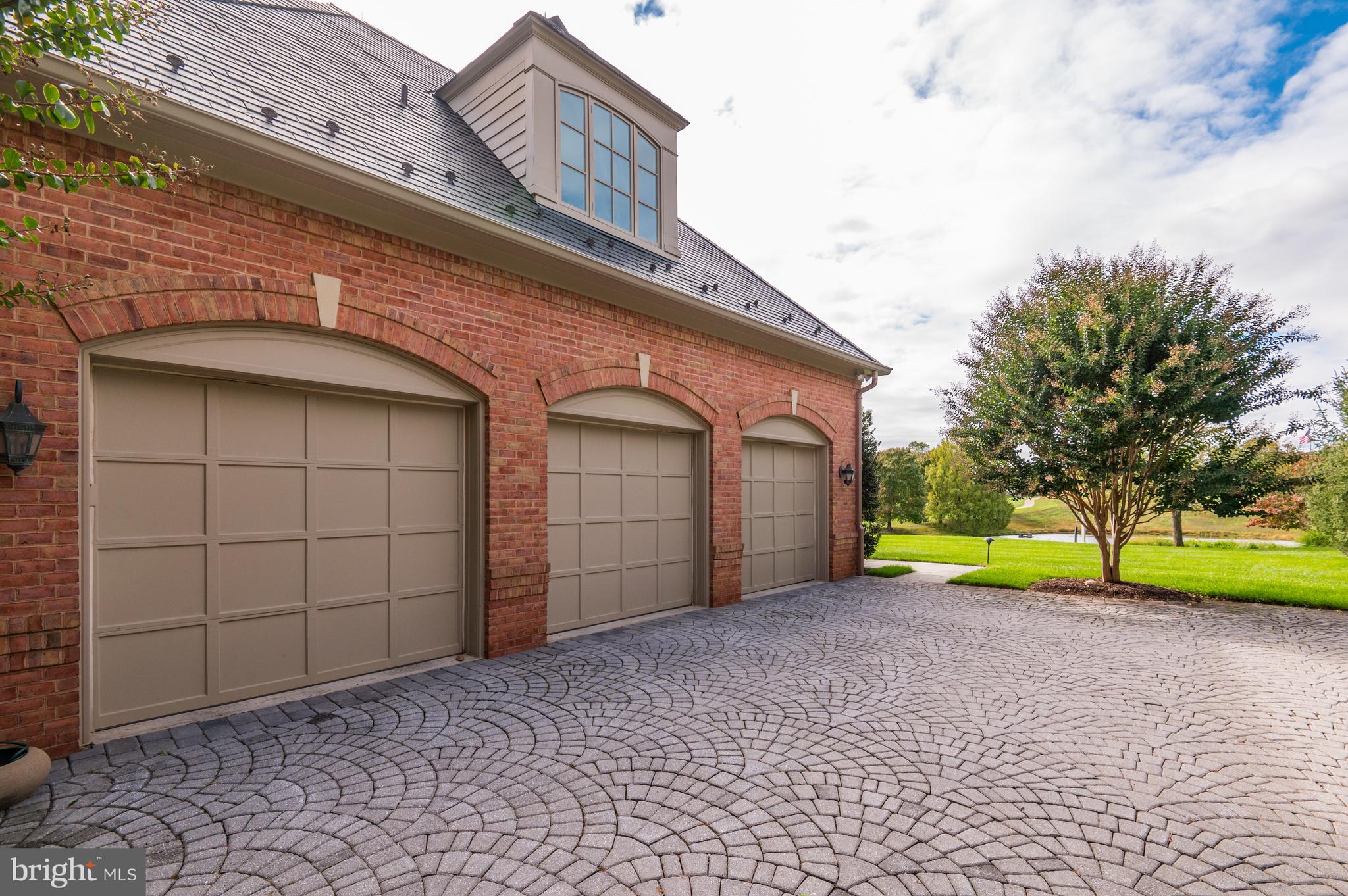 10 Beman Woods Ct