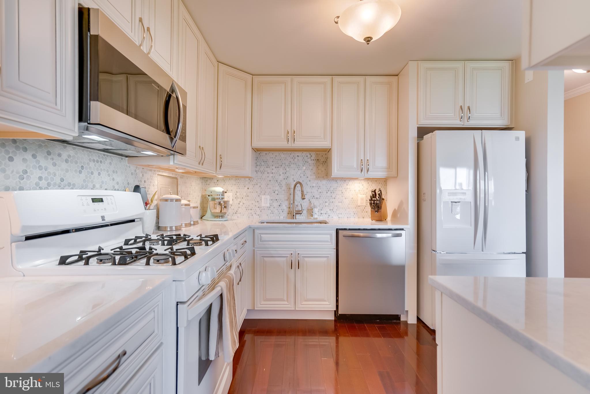 8315 N BROOK LANE 2-905