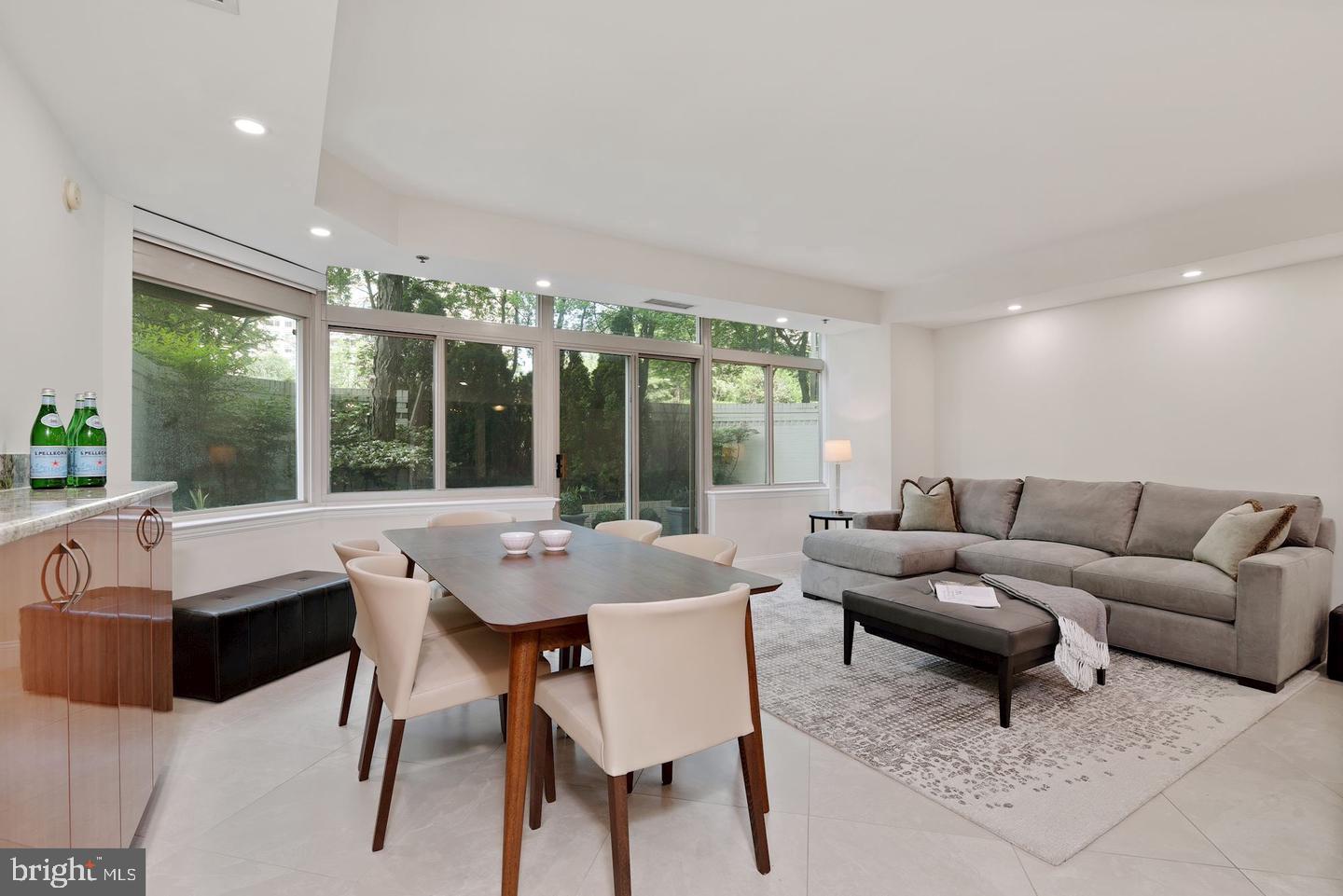 5610 Wisconsin Ave #109