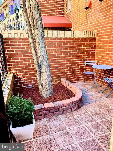 4814 HAMPDEN LANE R-2