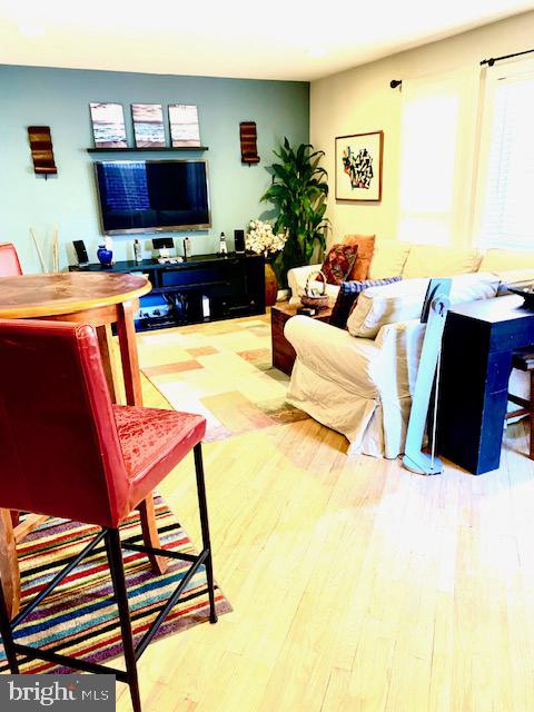 4814 HAMPDEN LANE R-2