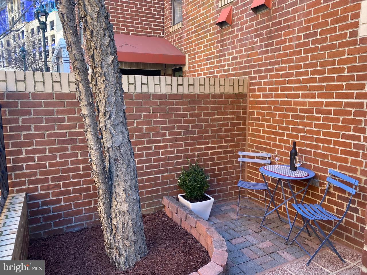 4814 HAMPDEN LANE R-2