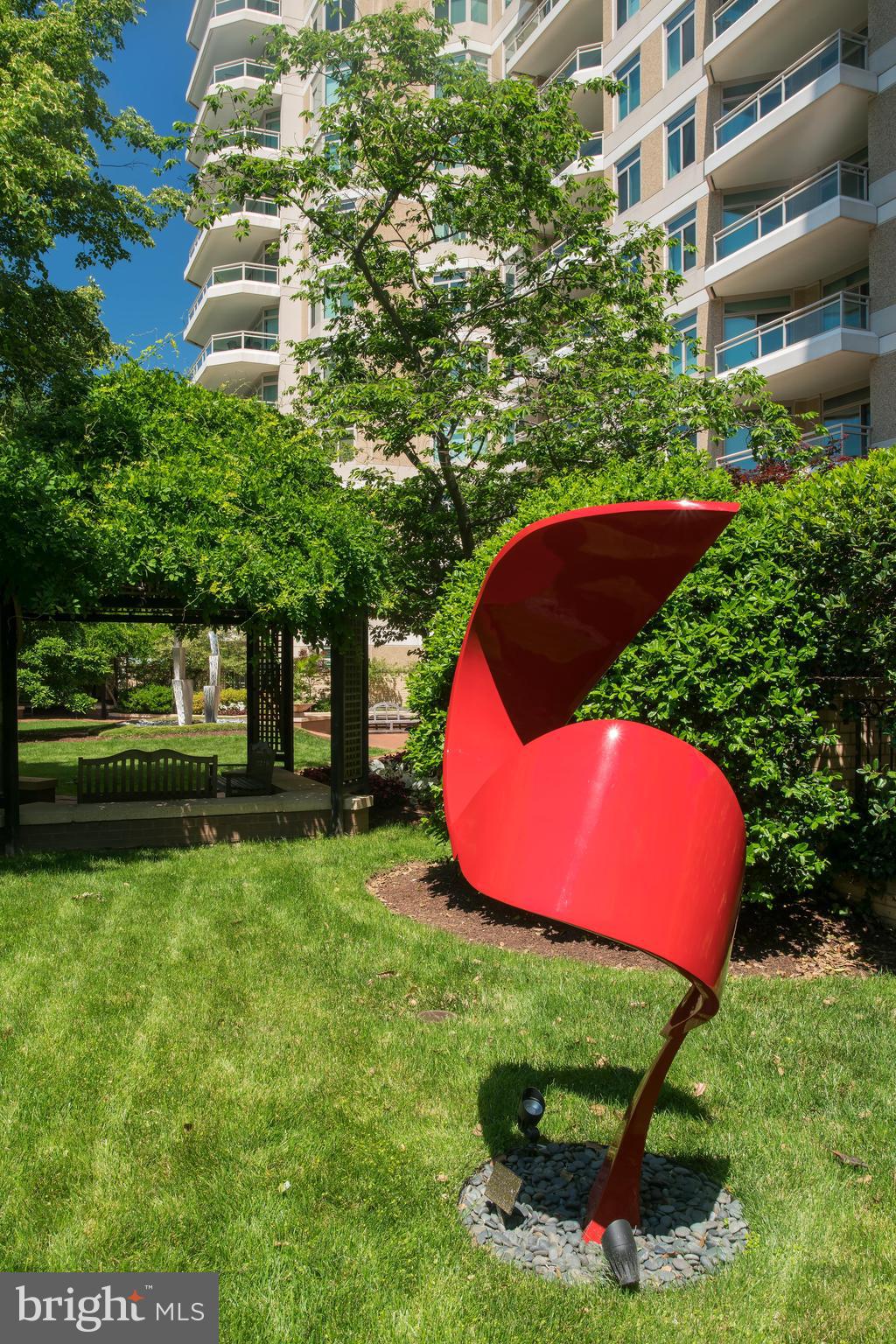 5630 Wisconsin Ave #1504