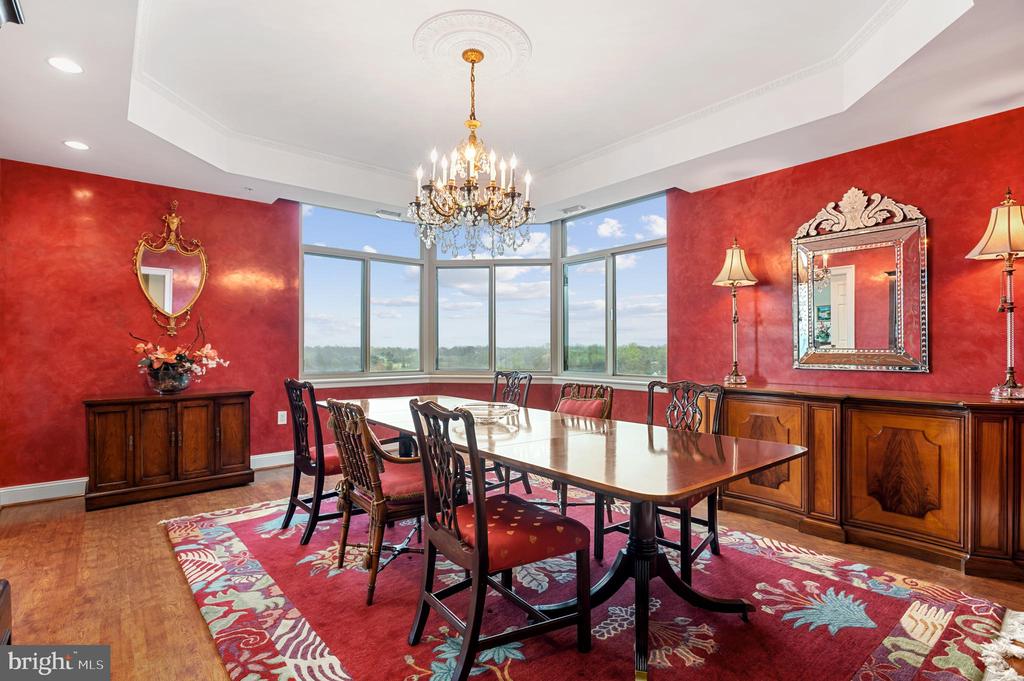 5630 Wisconsin Ave #1504