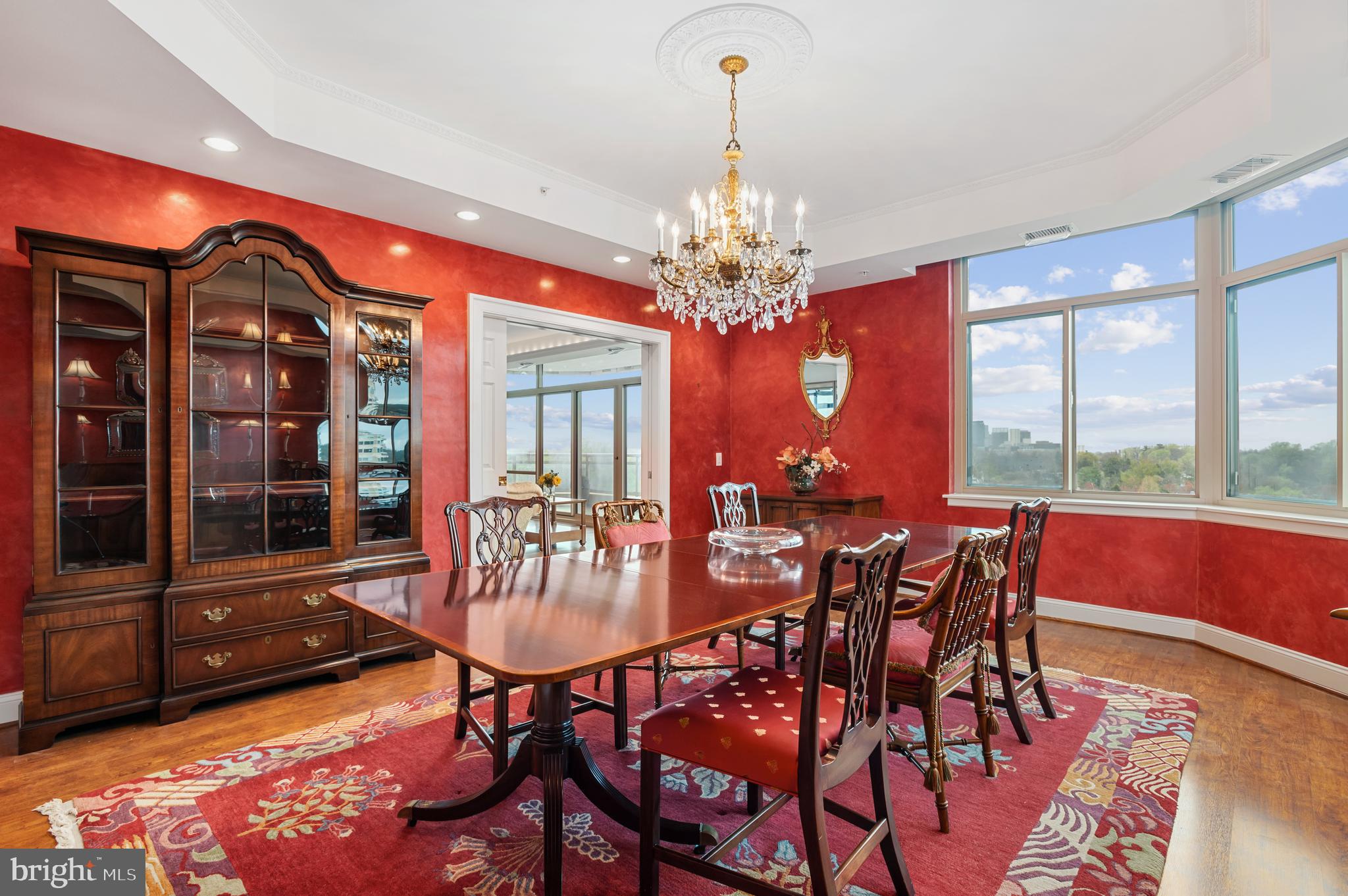 5630 Wisconsin Ave #1504