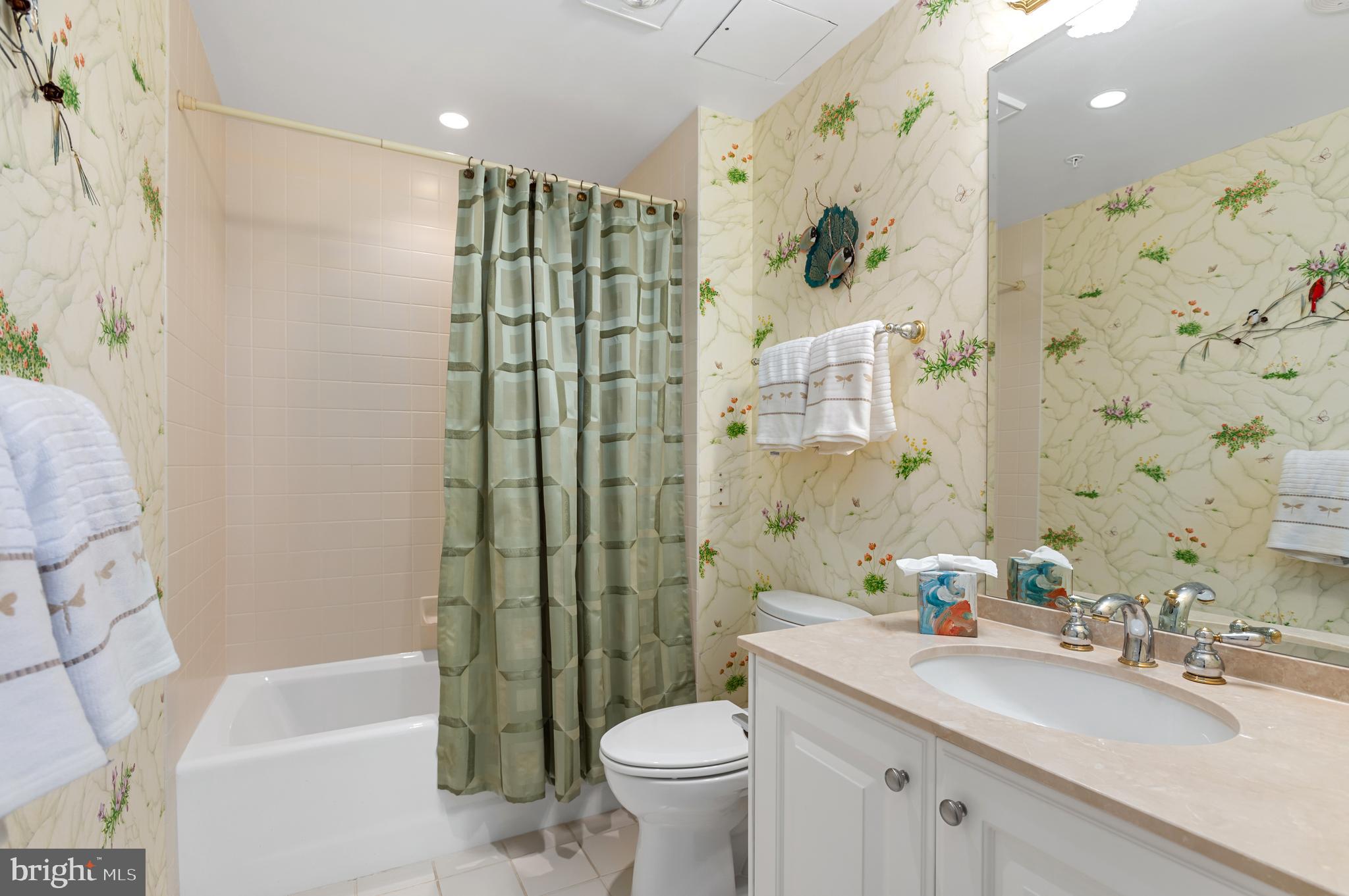 5630 Wisconsin Ave #1504